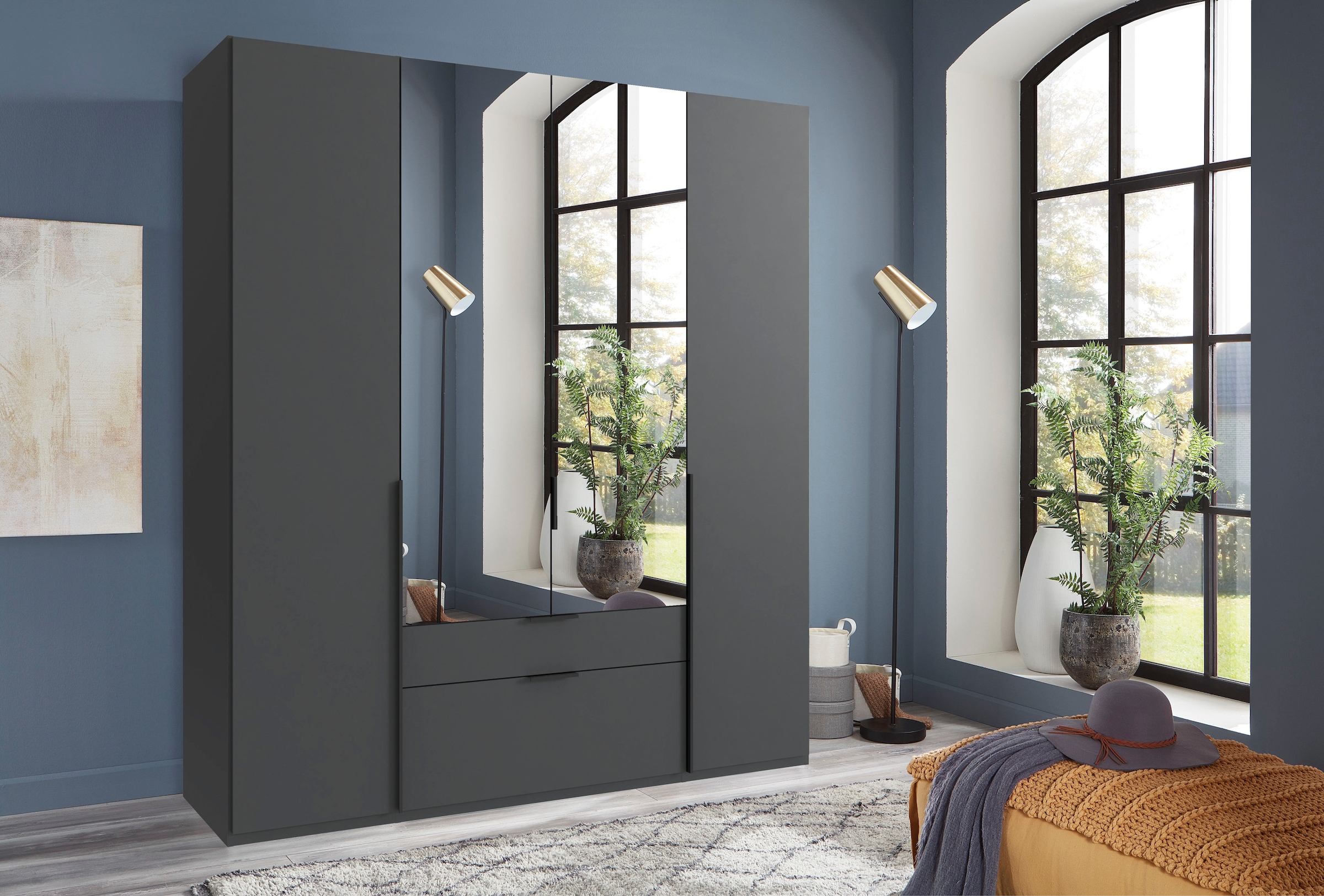 Wimex Drehtürenschrank »Mugano, 135 oder 180cm breit, 208 oder 236cm hoch, Made in Germany«, (mit langen Griffstangen aus Metall), wahlweise mit oder ohne Spiegel, mit Schubladen