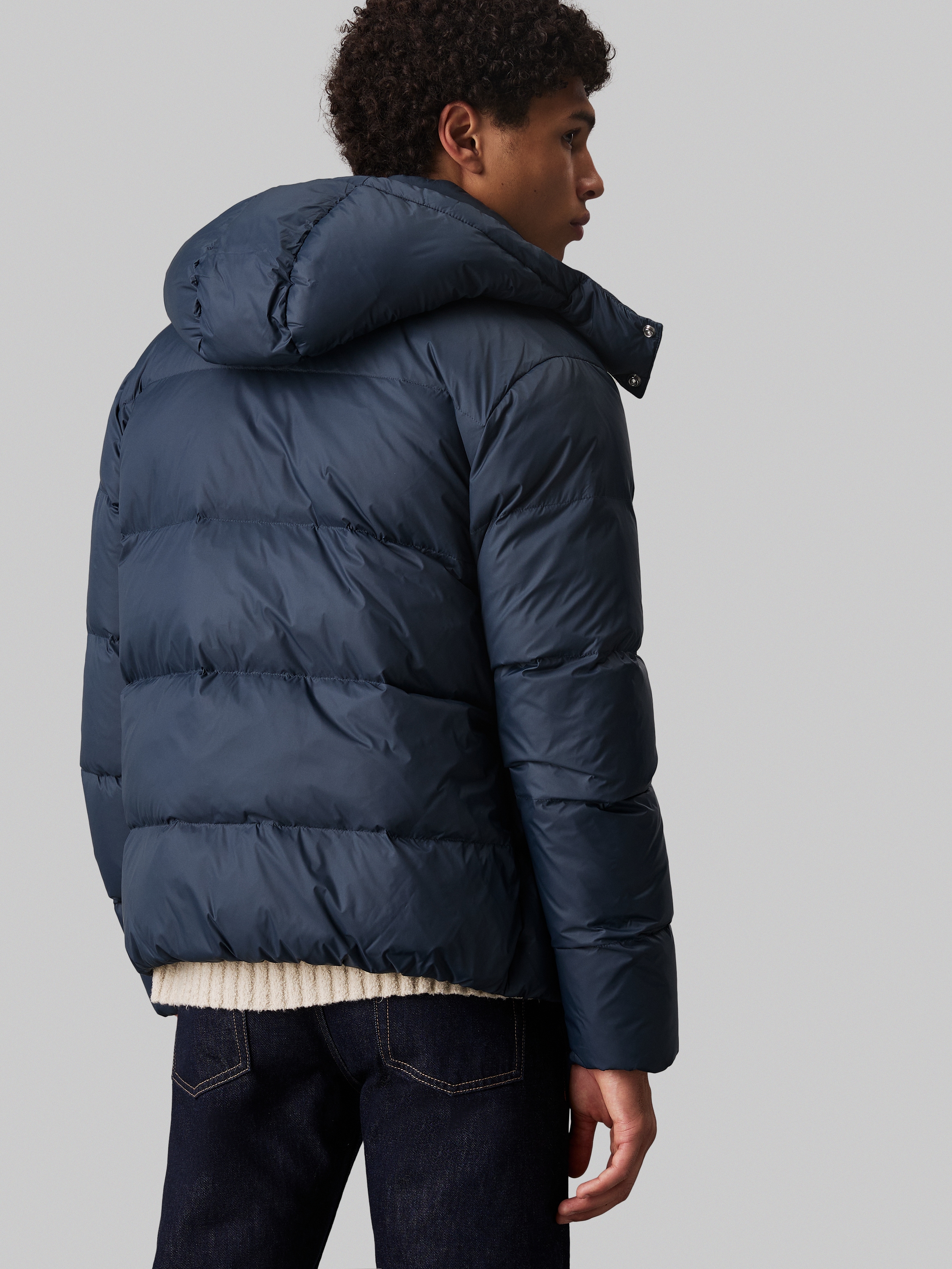 Calvin Klein Jeans Outdoorjacke »ESSENTIALS DOWN JACKET«, mit Kapuze, mit Logoprägung