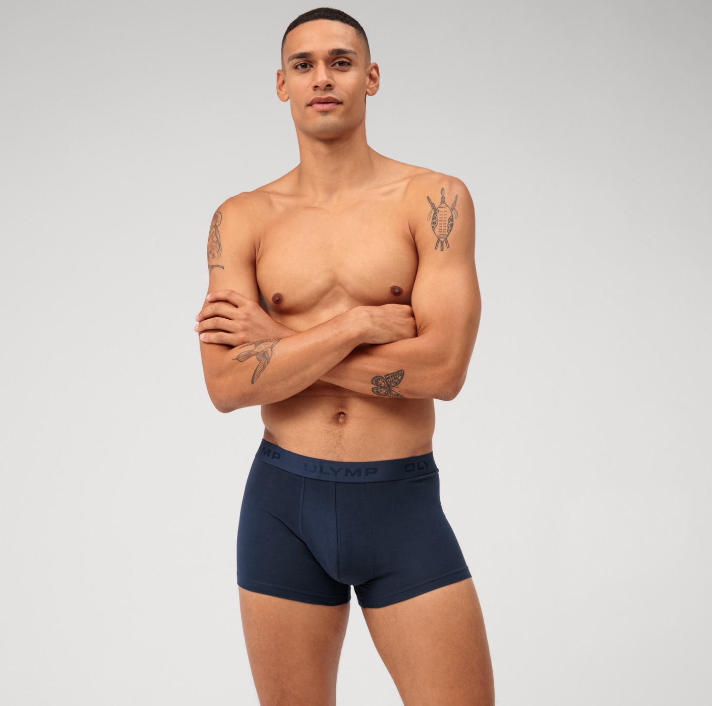 OLYMP Boxershorts, (Packung, 3 St., 3er), mit bedrucktem Markenlogo am Bund