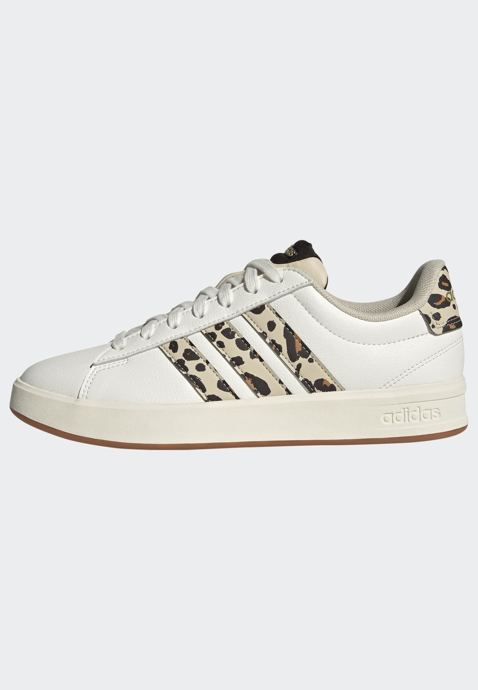 adidas Sportswear Sneaker »GRAND COURT 3.0«  mit Leo Muster