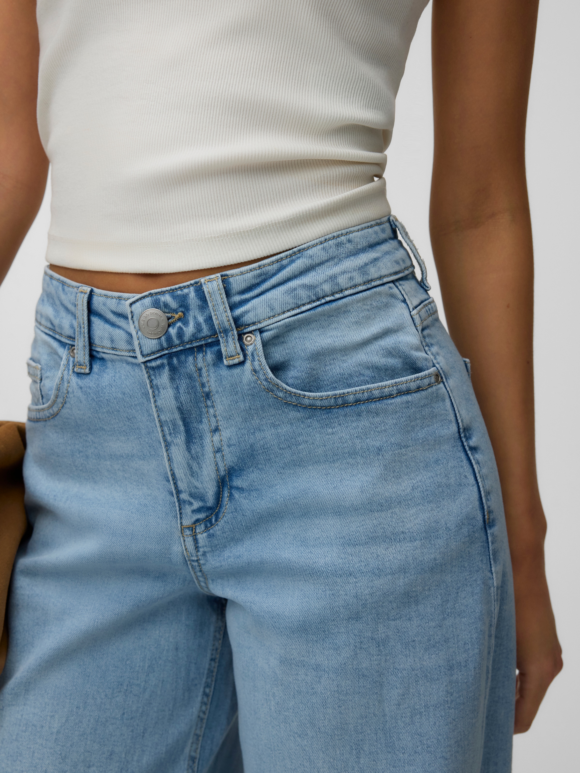 Vero Moda Weite Jeans »VMSANDIE-STRETCH MR WIDE JNS RA3133 NOOS« Baumwollmischung, wide fit, mid waist