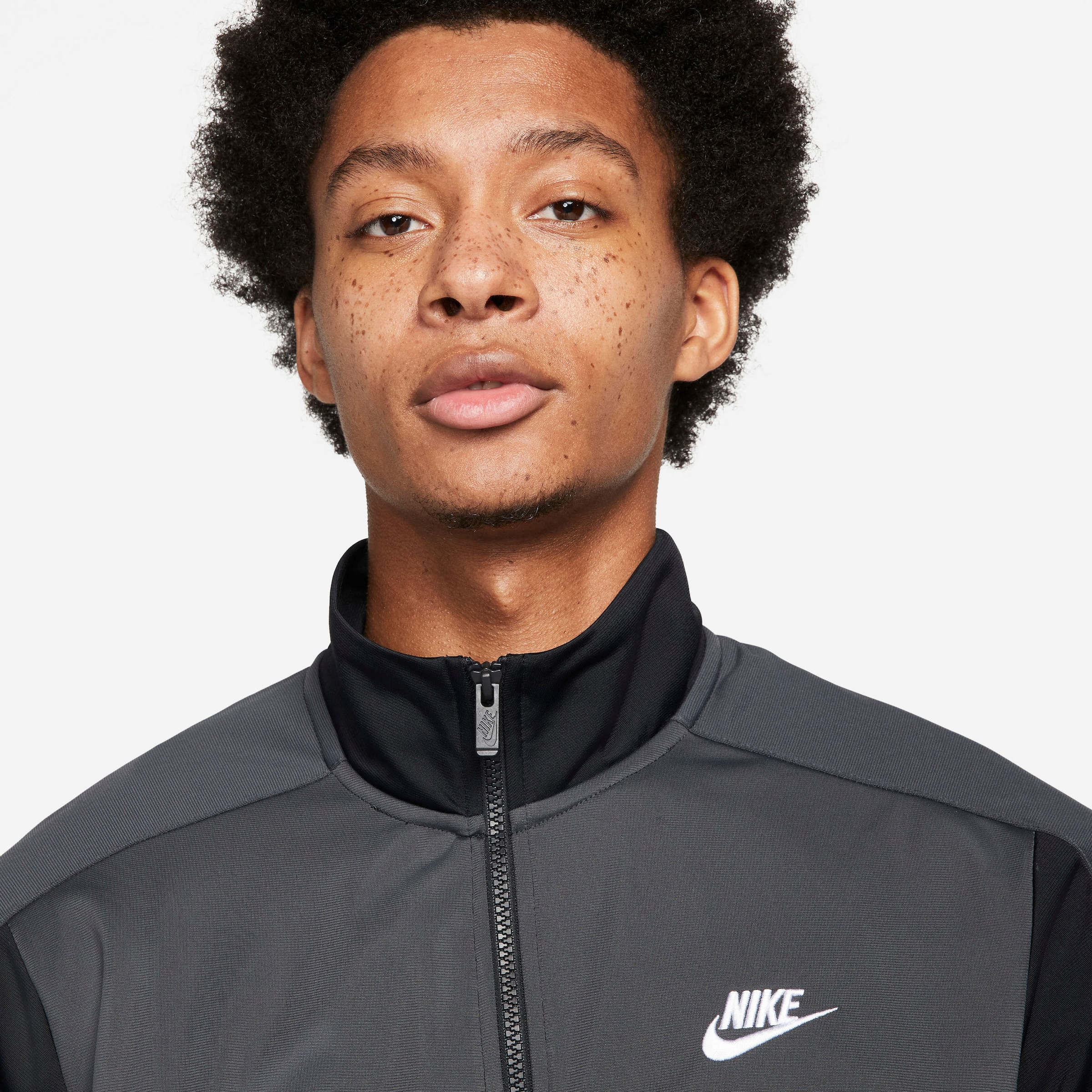 Nike Sportswear Trainingsanzug »Sport Essentials Men's Poly-Knit Track Suit«