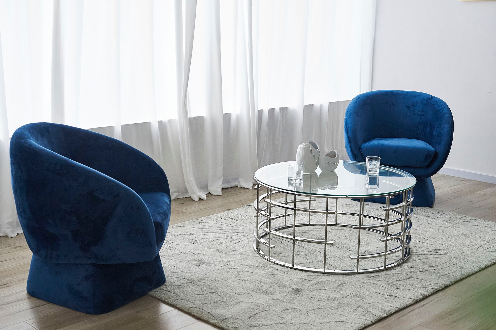 SalesFever Couchtisch »Glastisch: Stil und Funktionalität Wohnzimmertisch« Gestell gefertigt aus rostfreiem Edelstahl