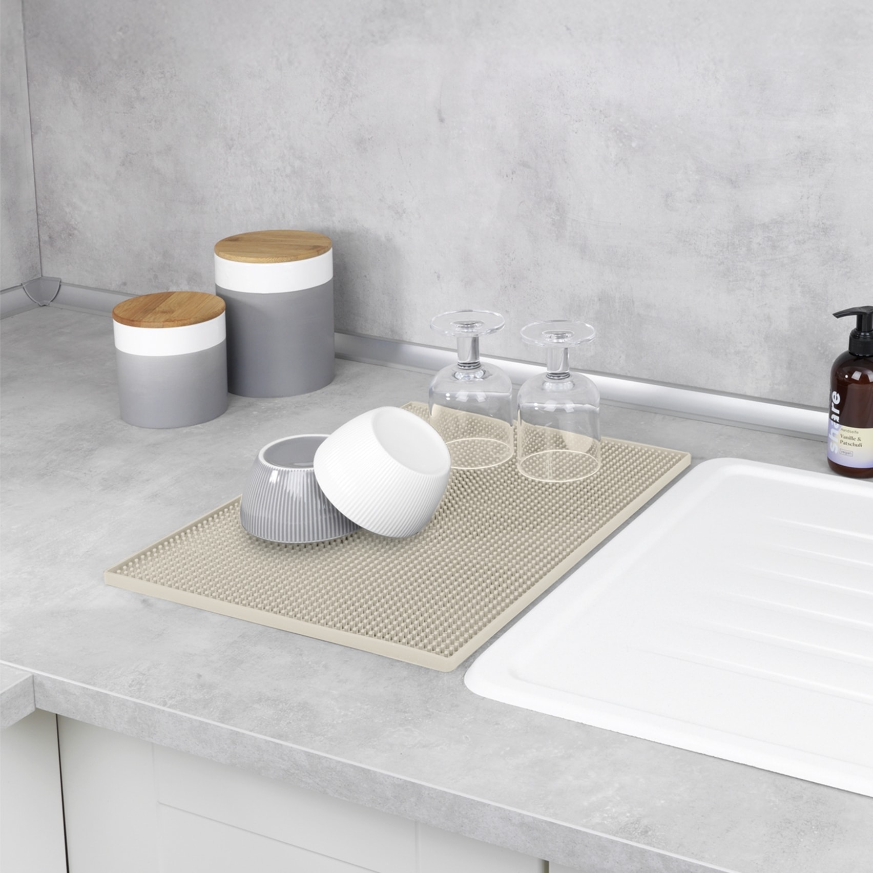 WENKO Abtropfmatte »Modell Maxi« Spülmatte für Geschirr mit großer Oberfläche, spülmaschinengeeignet