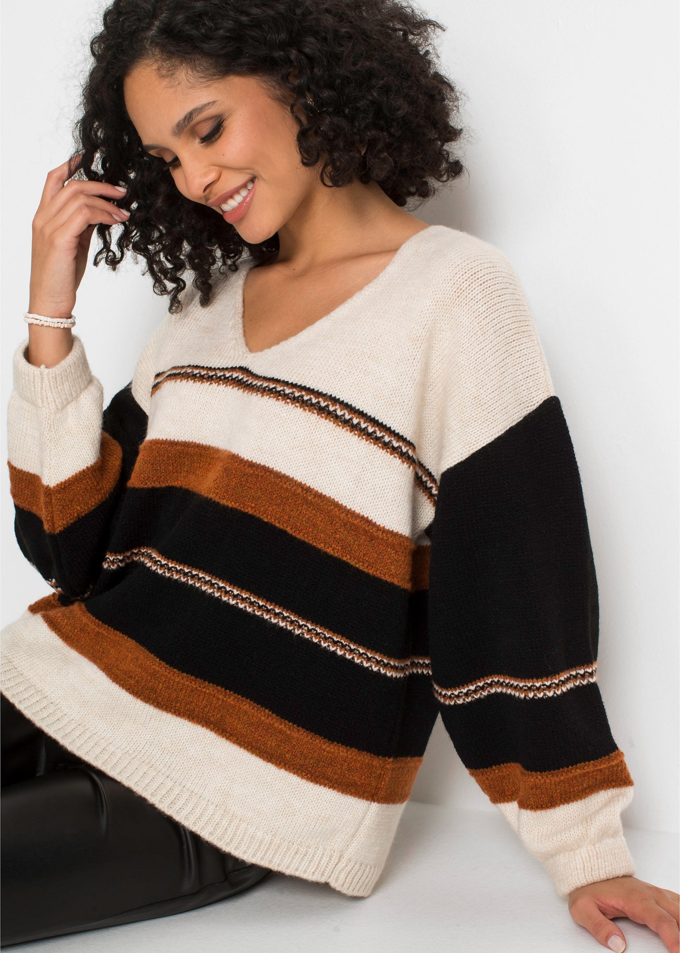 bonprix V-Ausschnitt-Pullover