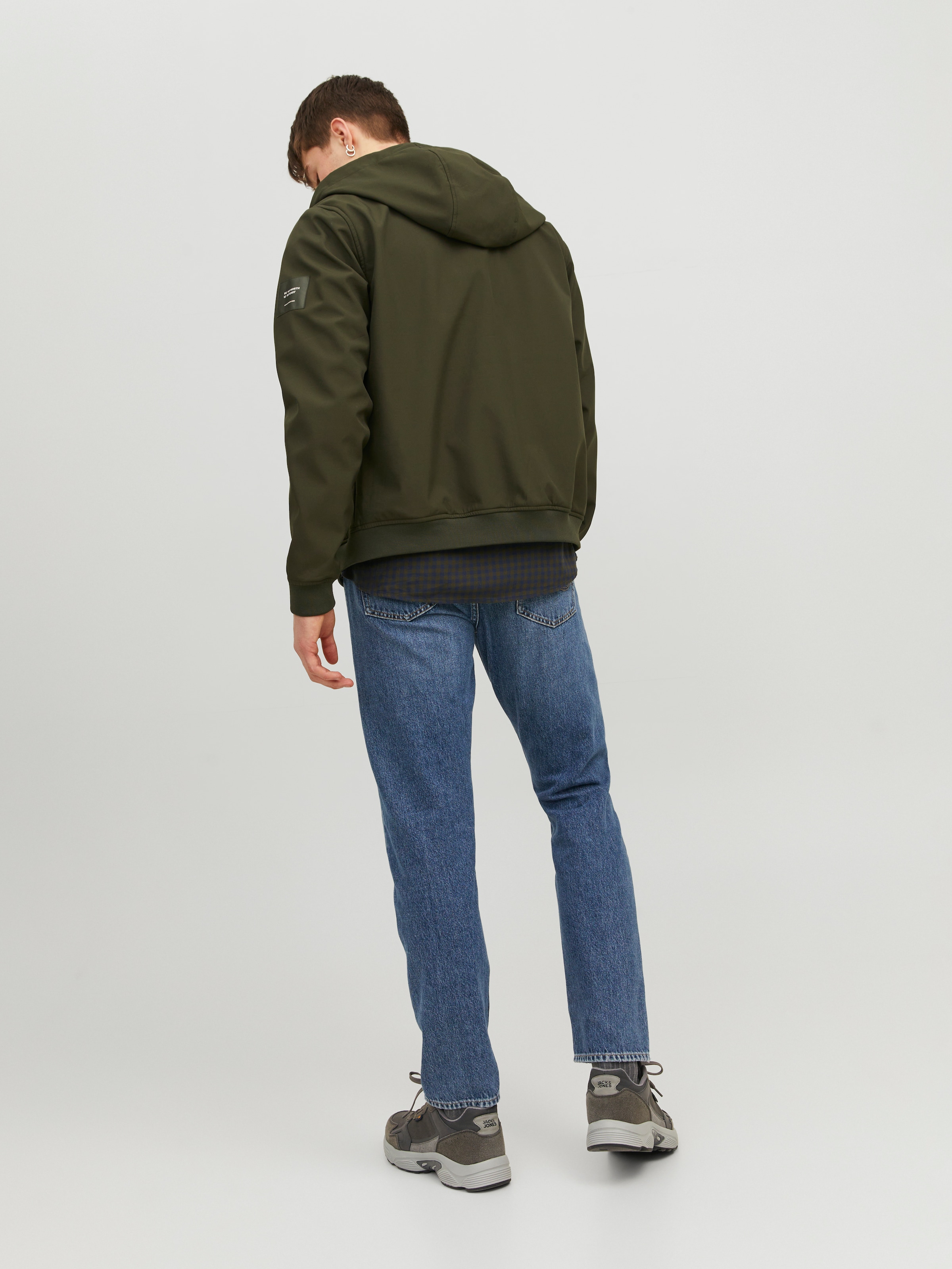 Jack & Jones Softshelljacke »JJEBASIC mit wasserabweisender Funktion« mit Kapuze mit Kordelzug