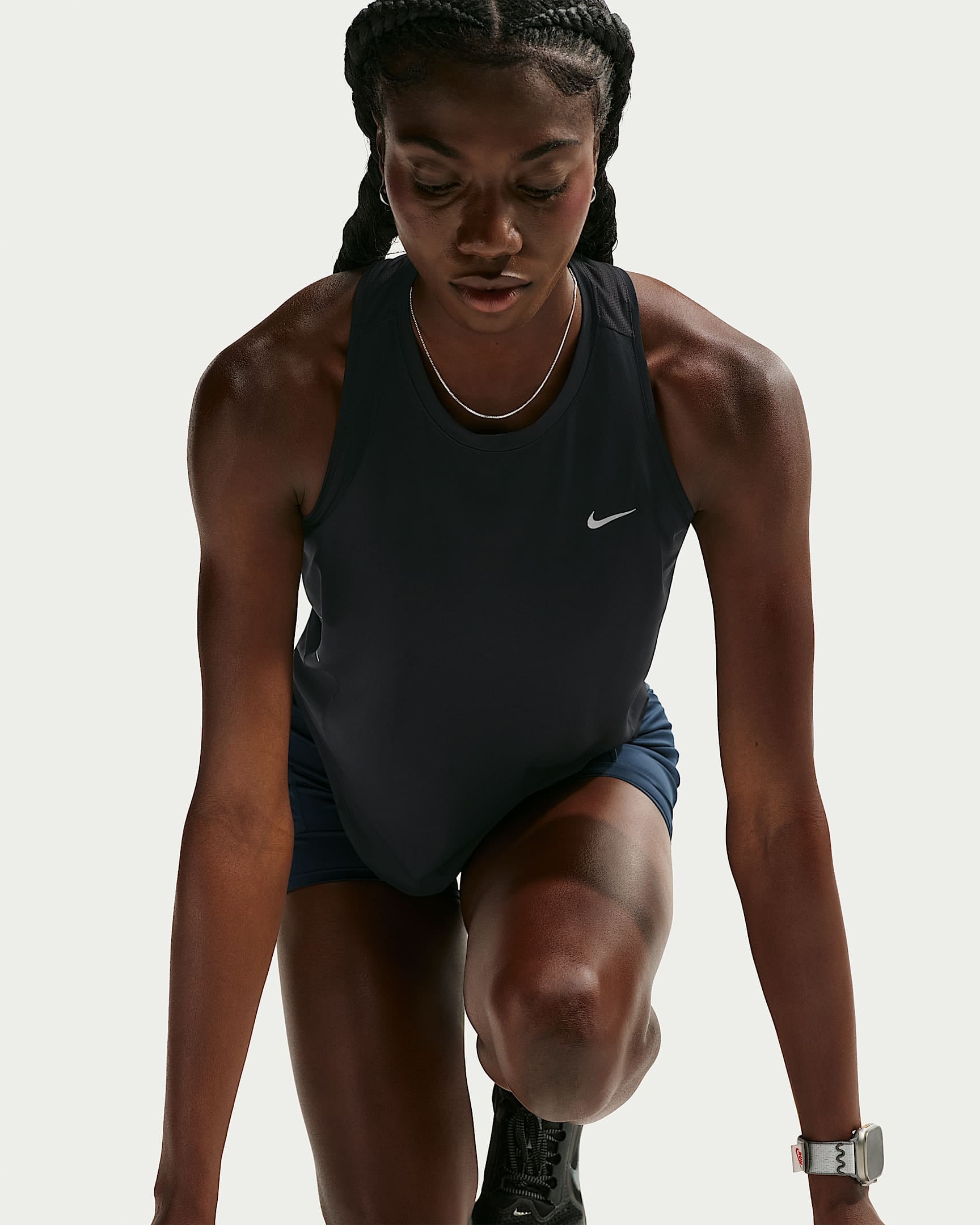 Nike Lauftop »W NK SWIFT DF TANK STNDRD« ärmelloses Design, leichtes Material, lockerer Schnitt