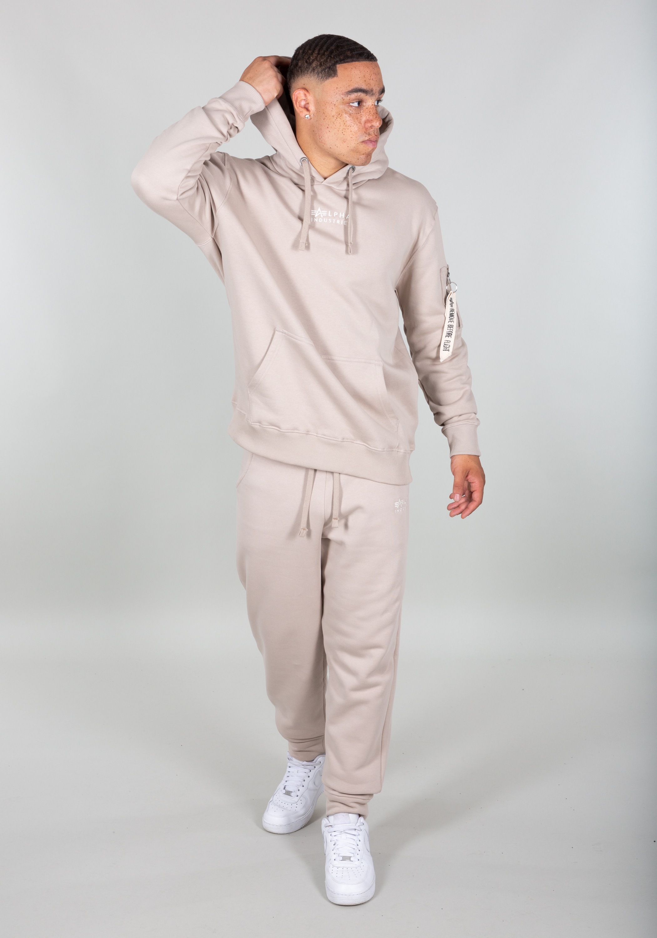 Alpha Industries Hoodie »Alpha Industries Men - Hoodies Organics EMB Hoodie«