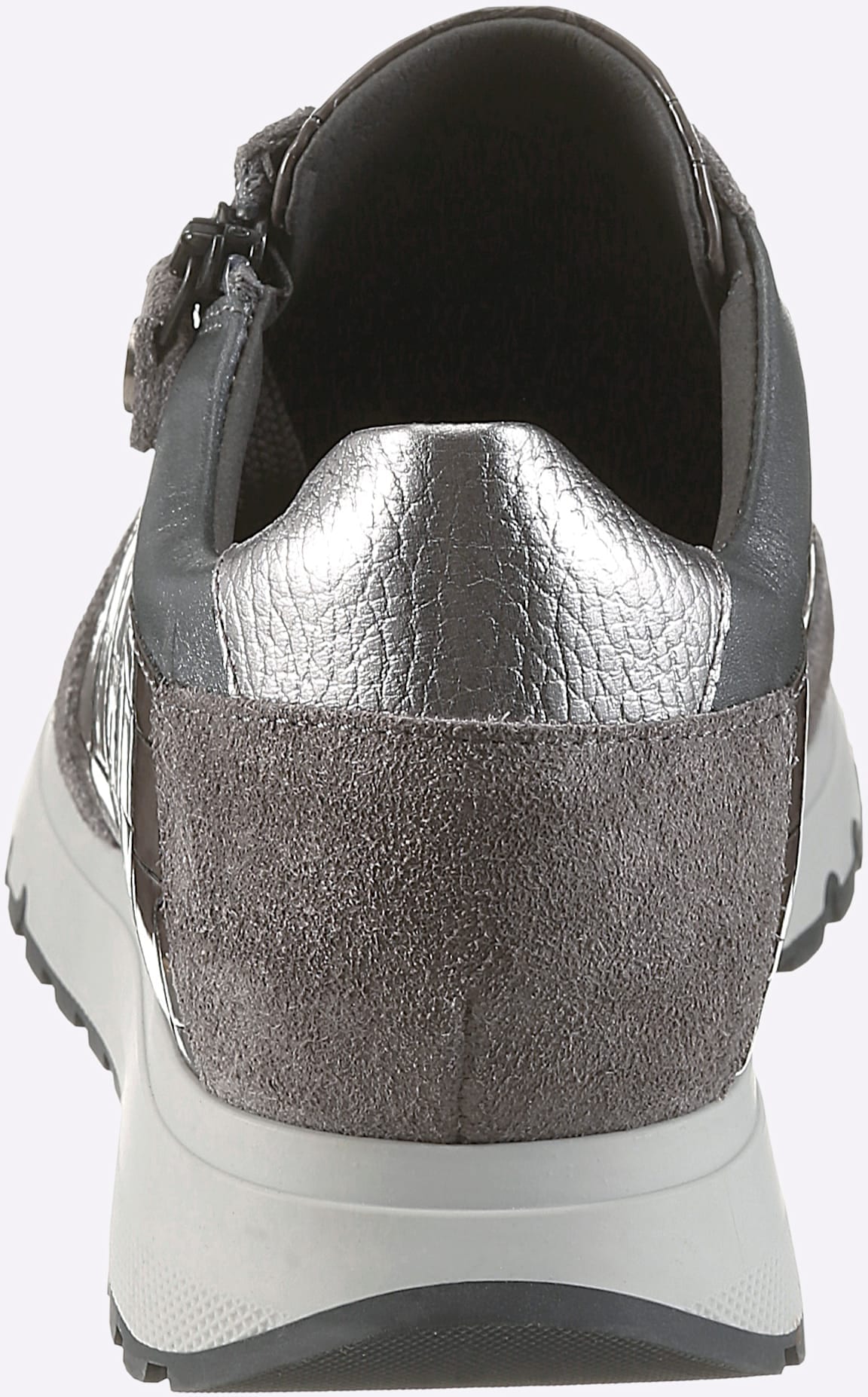 Casual Looks Sneaker