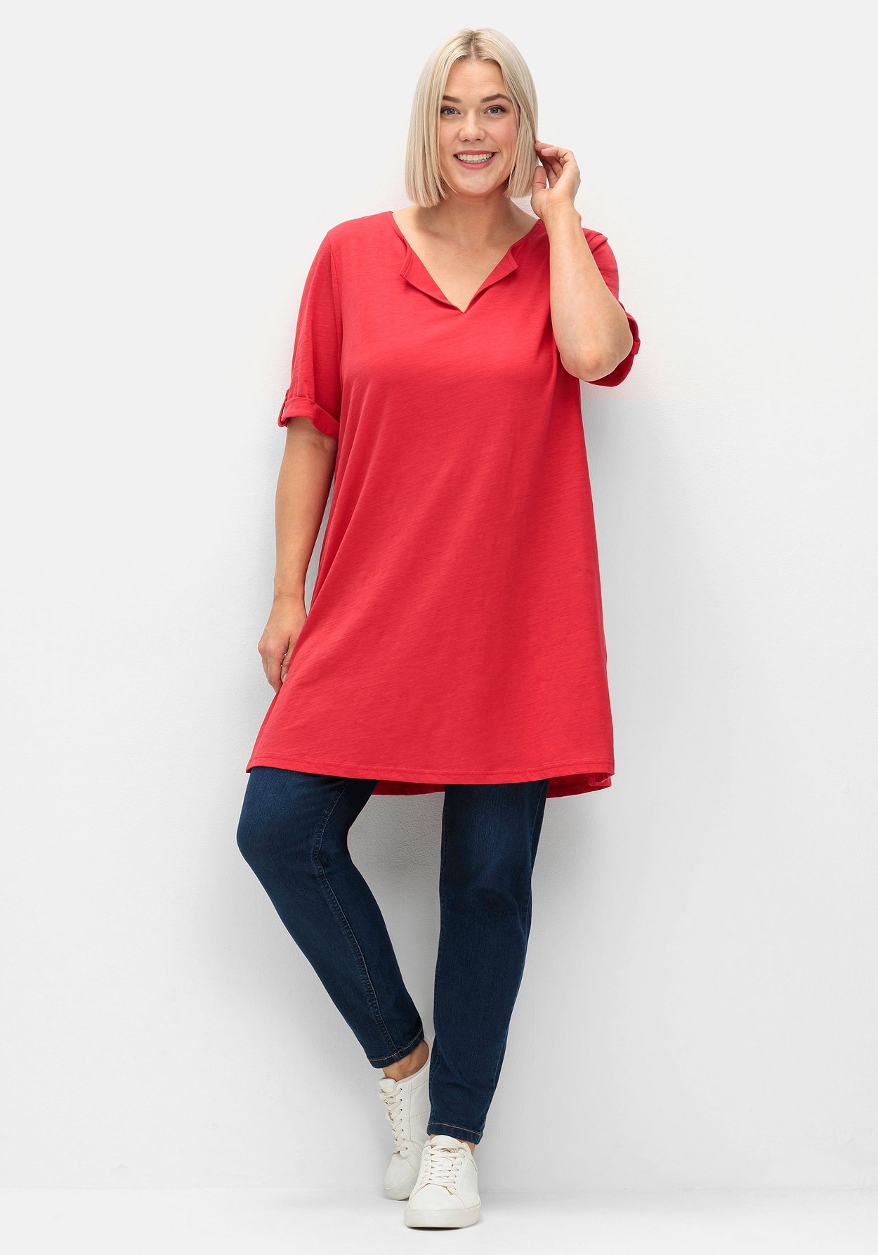 Sheego Longshirt »Longshirt mit geschlitztem Ausschnitt«