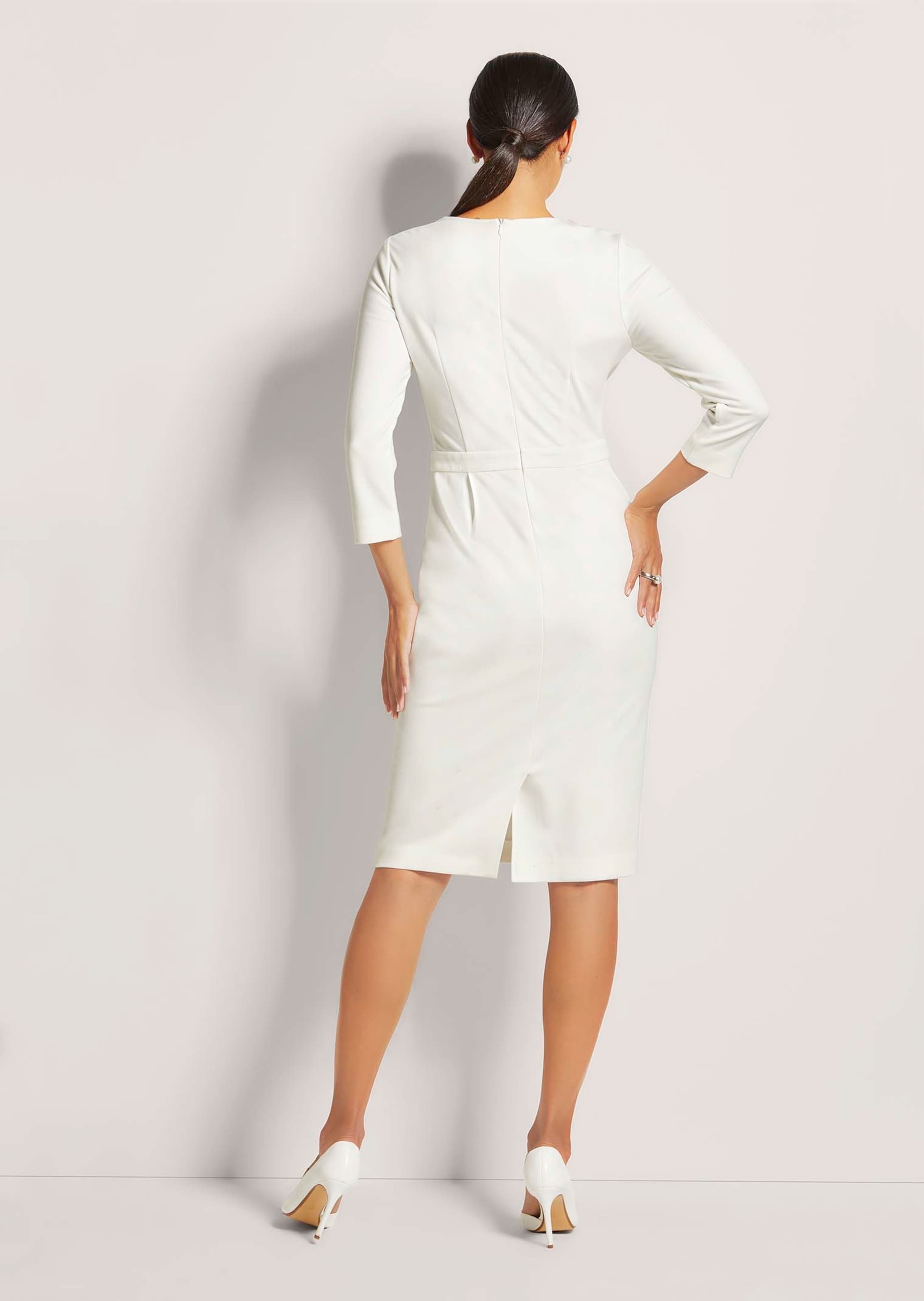 MADELEINE Jerseykleid »Etuikleid Schmales Jersey-Kleid mit Rundhals«