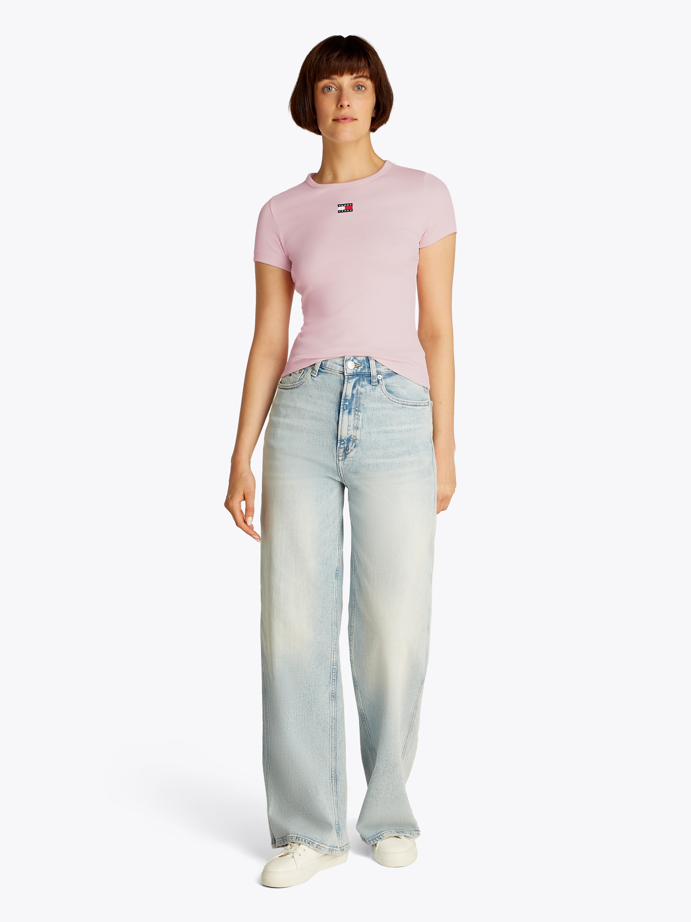 Tommy Jeans T-Shirt »TJW SLIM BADGE RIB TEE«, in Rippoptik