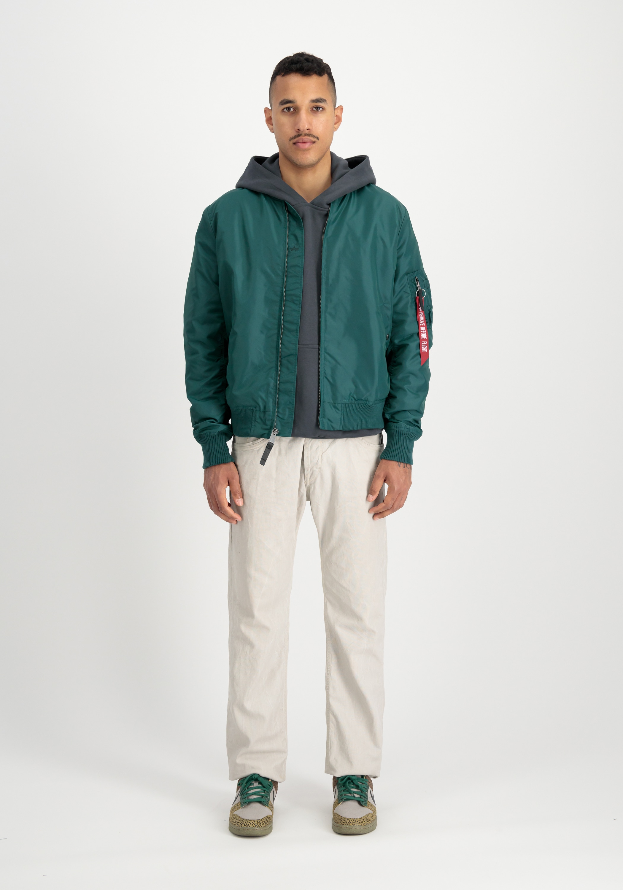 Alpha Industries Bomberjacke »MA-1 TT Light Bomberjacke«