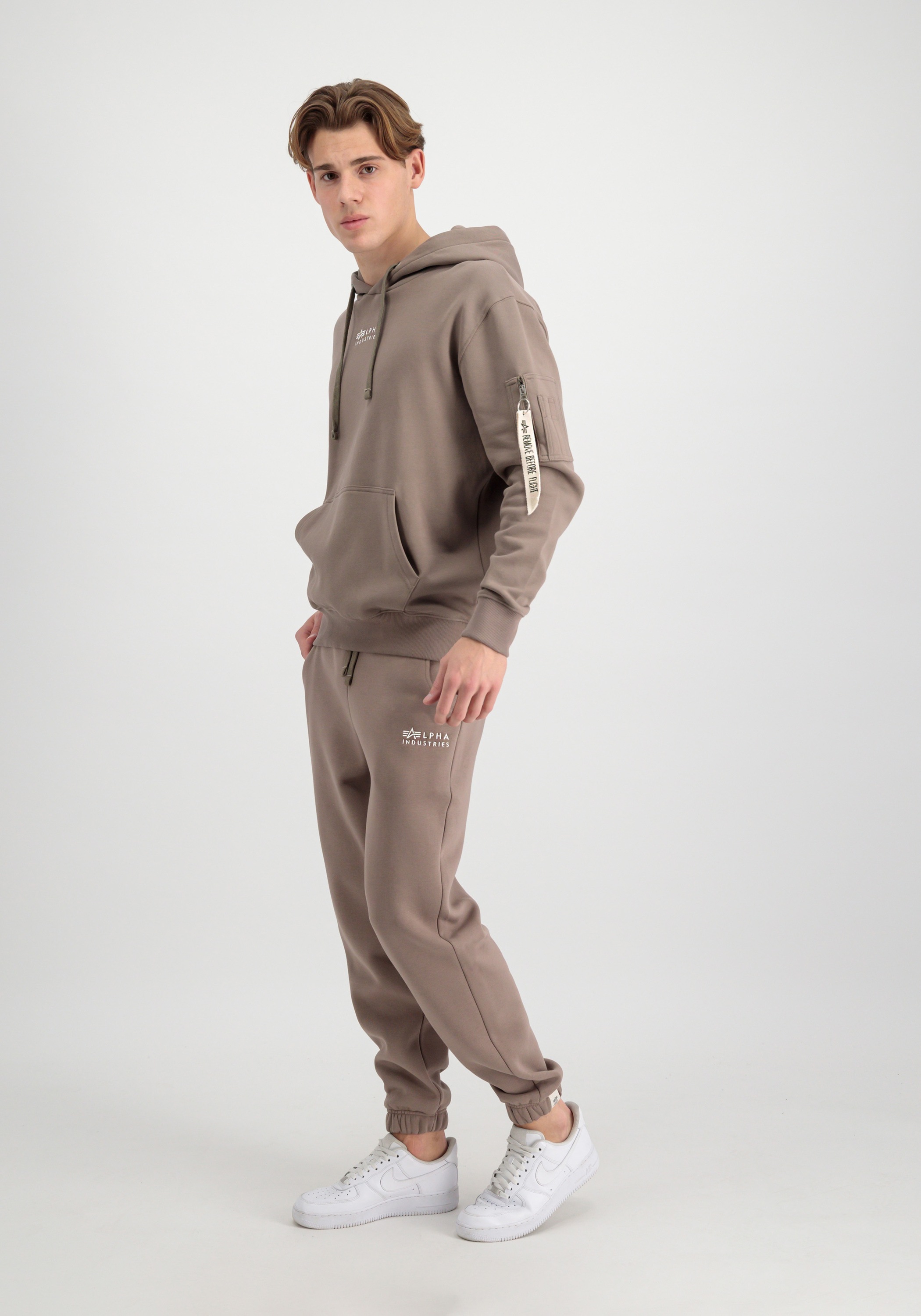 Alpha Industries Hoodie »Alpha Industries Men - Hoodies Organics EMB Hoodie«
