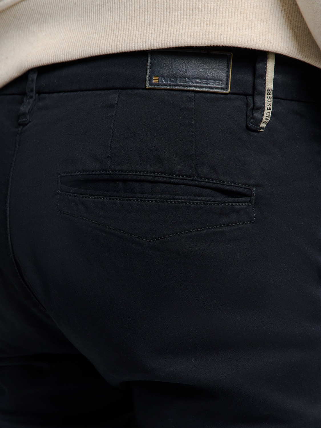 NO EXCESS Chinohose, mit Garmend-Dyed-Finish