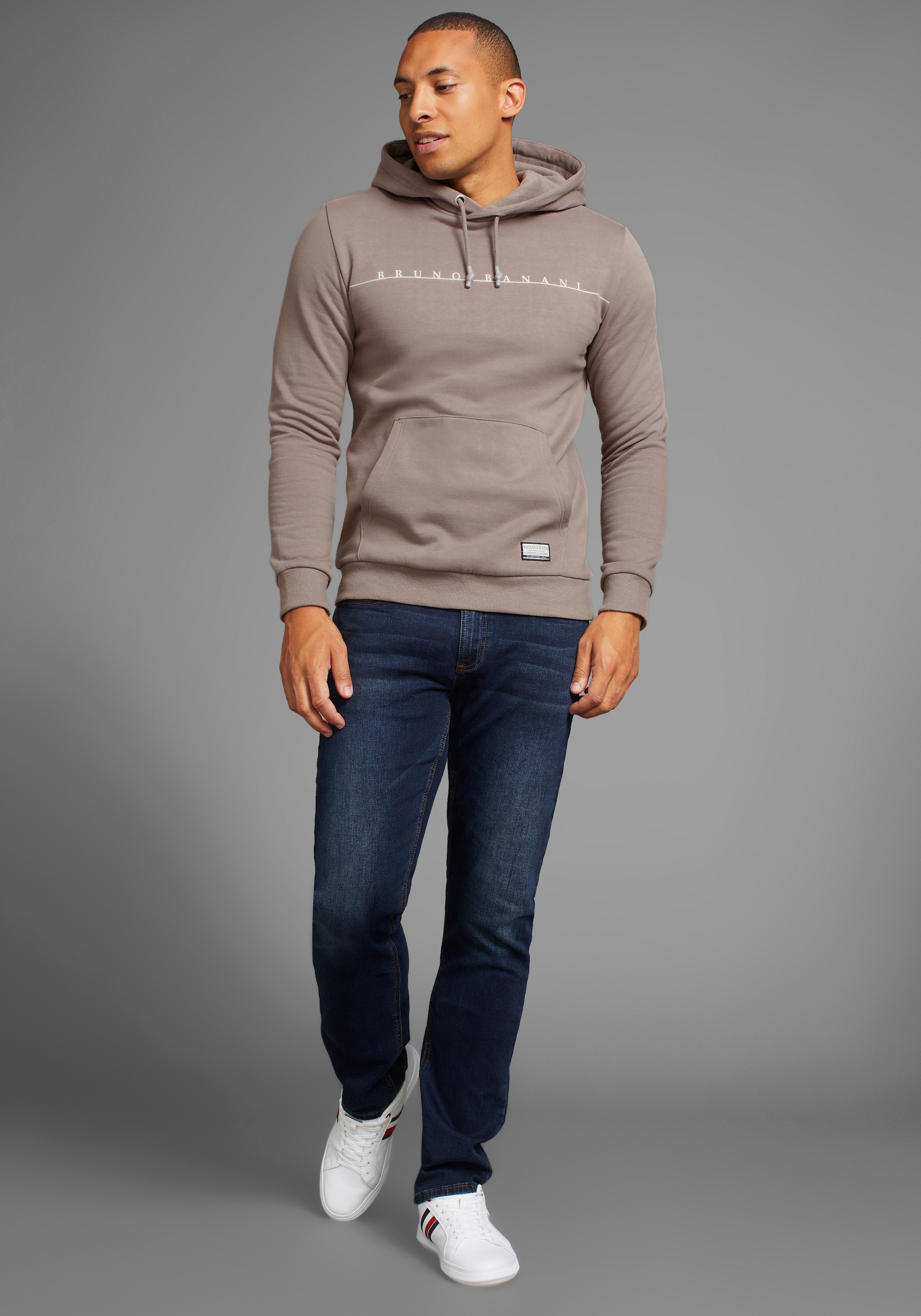 Bruno Banani Kapuzensweatshirt, mit modernem Logodruck