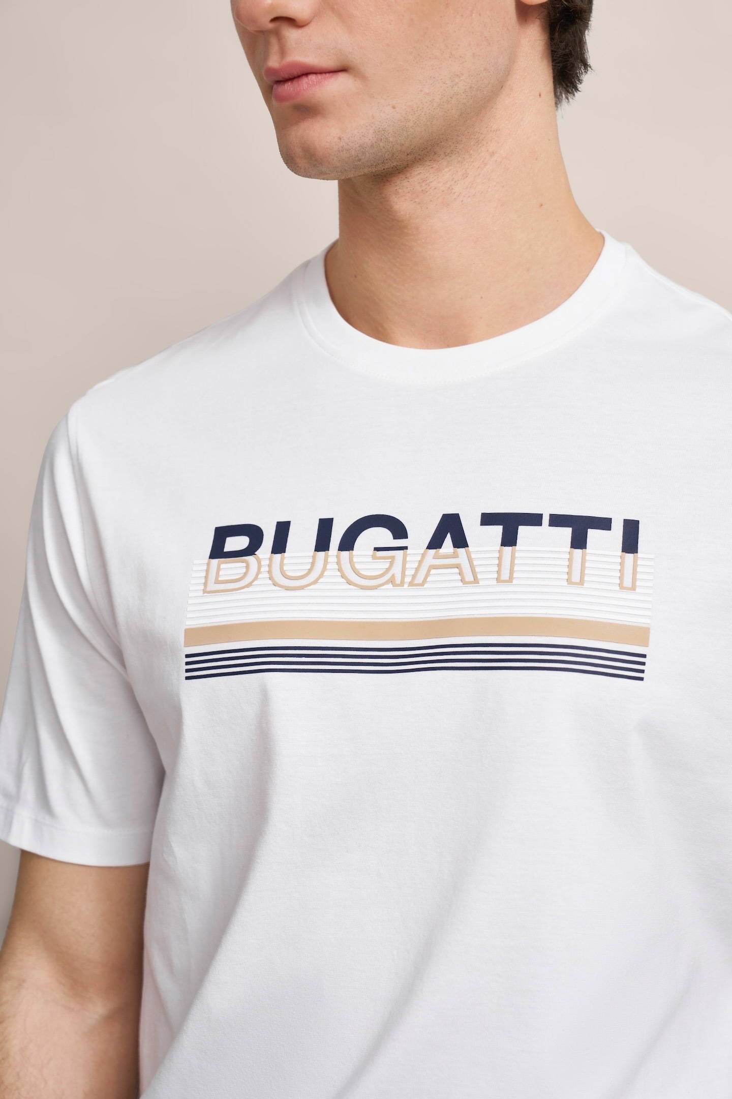 bugatti T-Shirt, mit gummiertem Logo-Print