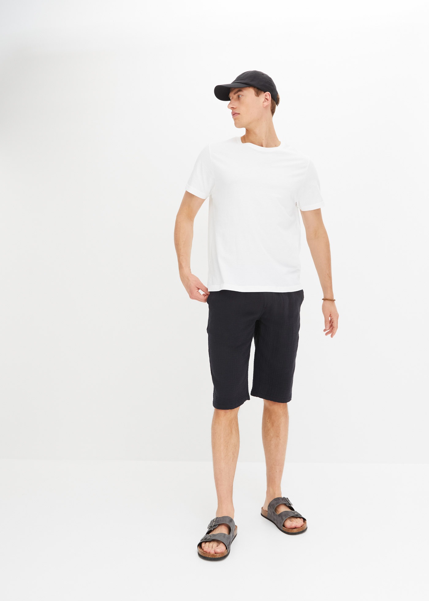 bonprix T-Shirt »T-Shirt (5er Pack)« Packung, 5 Stk. Regular Fit, Kurzarm, für warme Tage, aus Baumwolle und Viskose