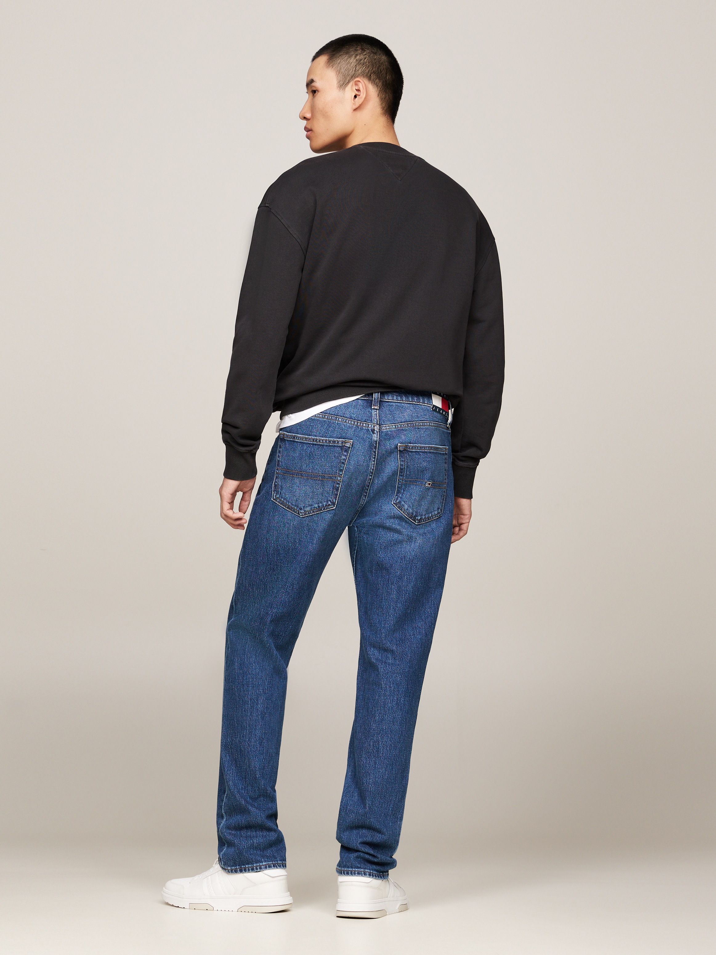 Tommy Jeans Slim-fit-Jeans »RYAN SLIM STRAIGHT«, mit Logoprägung