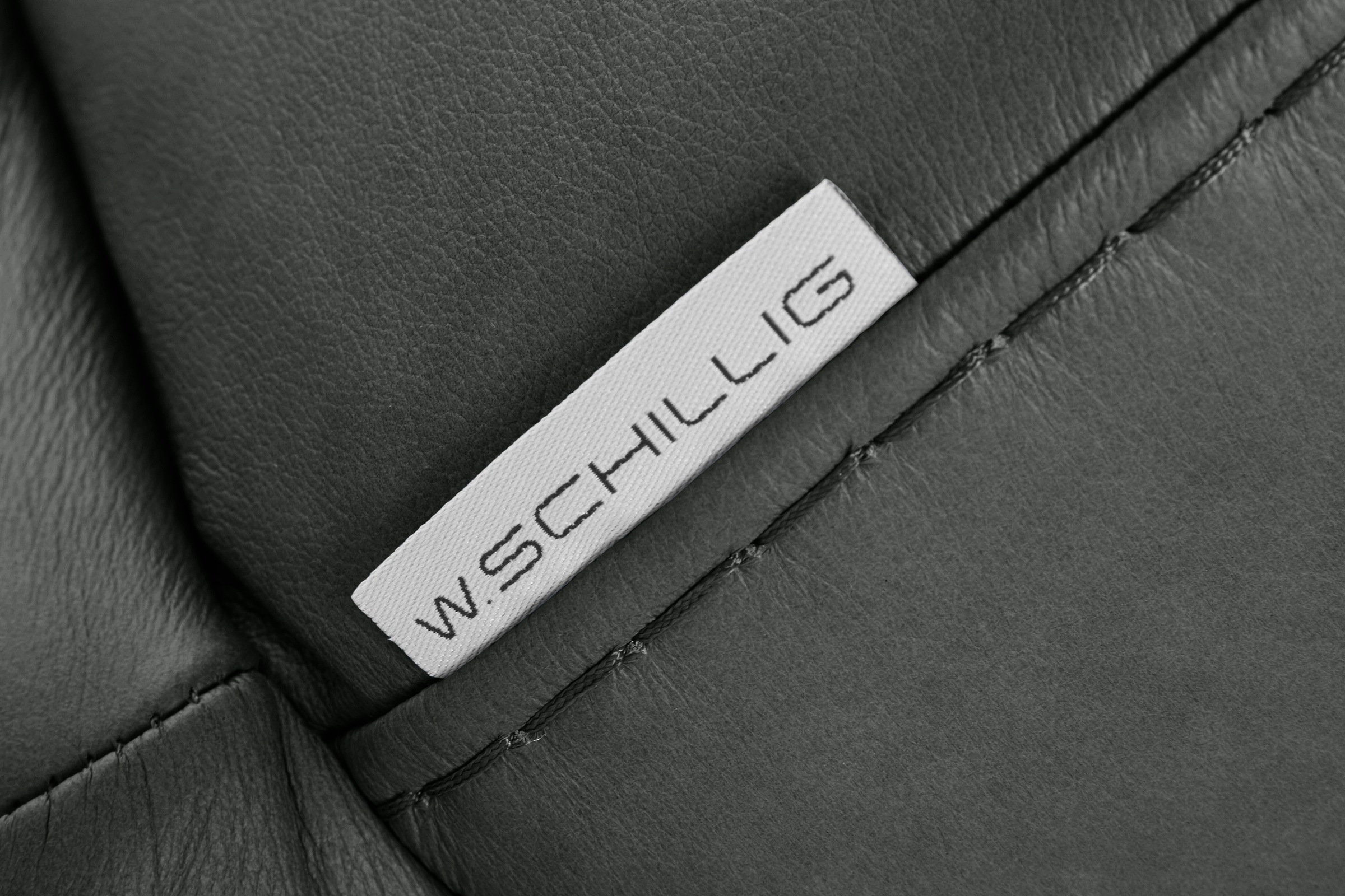 W.SCHILLIG 2,5-Sitzer »montanaa«, mit Metallkufen in Schwarz pulverbeschichtet, Breite 212 cm