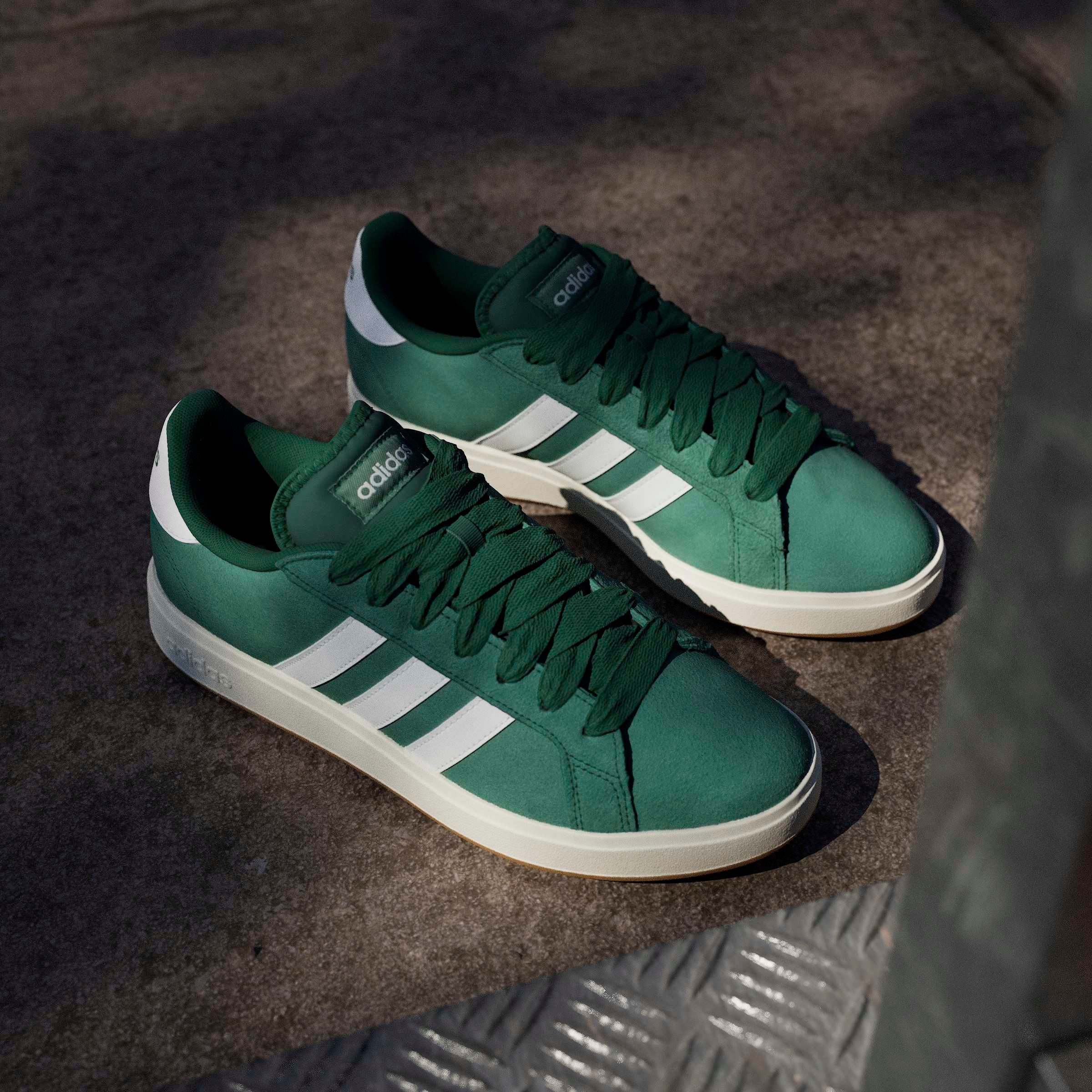 adidas Sportswear Sneaker »GRAND COURT BASE 00S«  Design auf den Spuren des adidas Campus 00