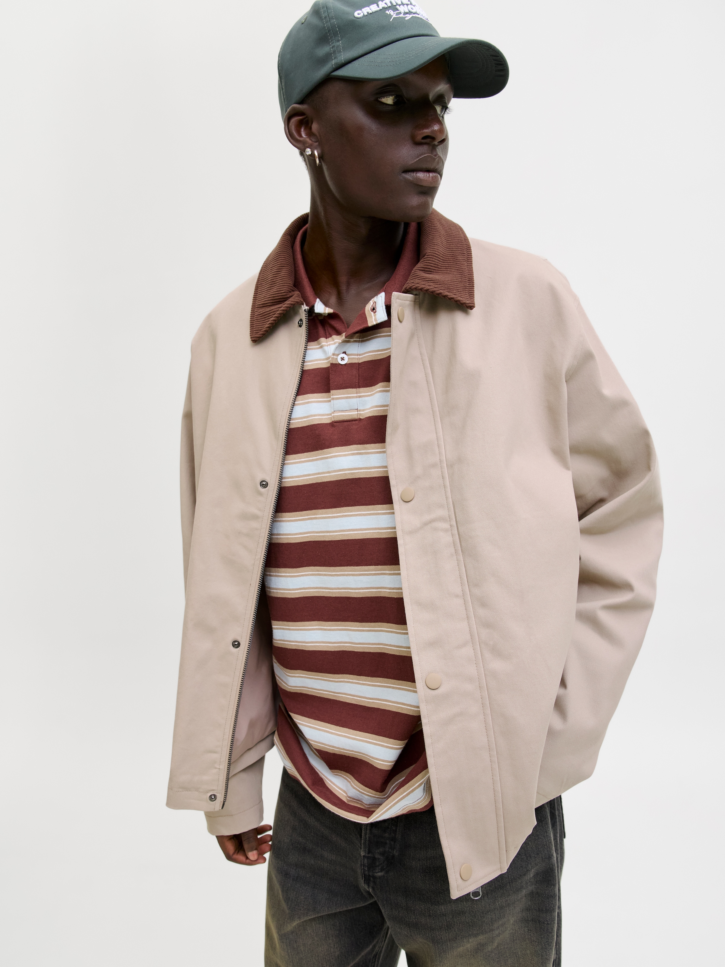 Jack & Jones Kurzjacke »JJEGRAHAM WORKER JACKET SN« mit Fly-Away-Kragen