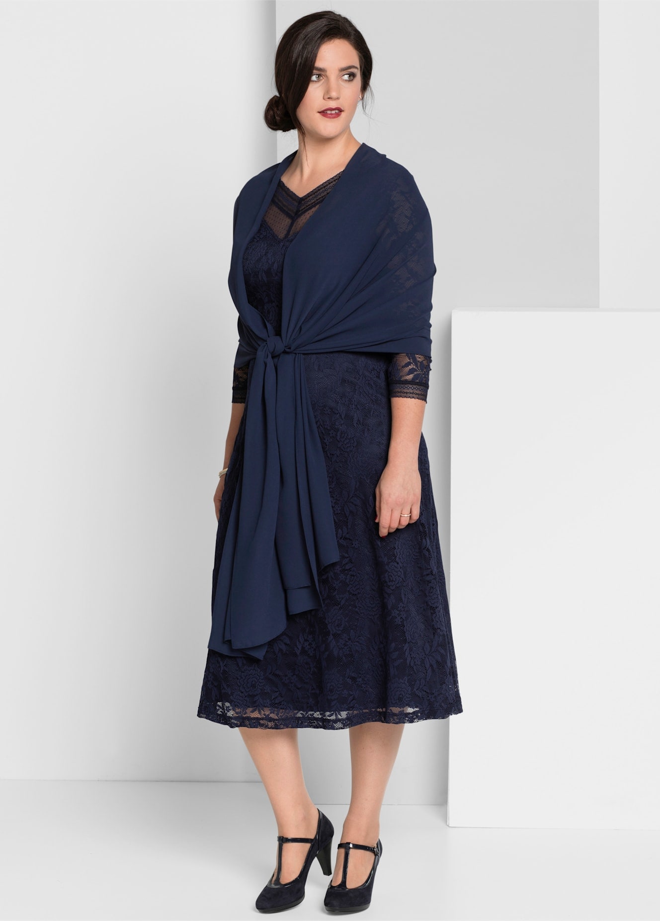 Sheego Cape