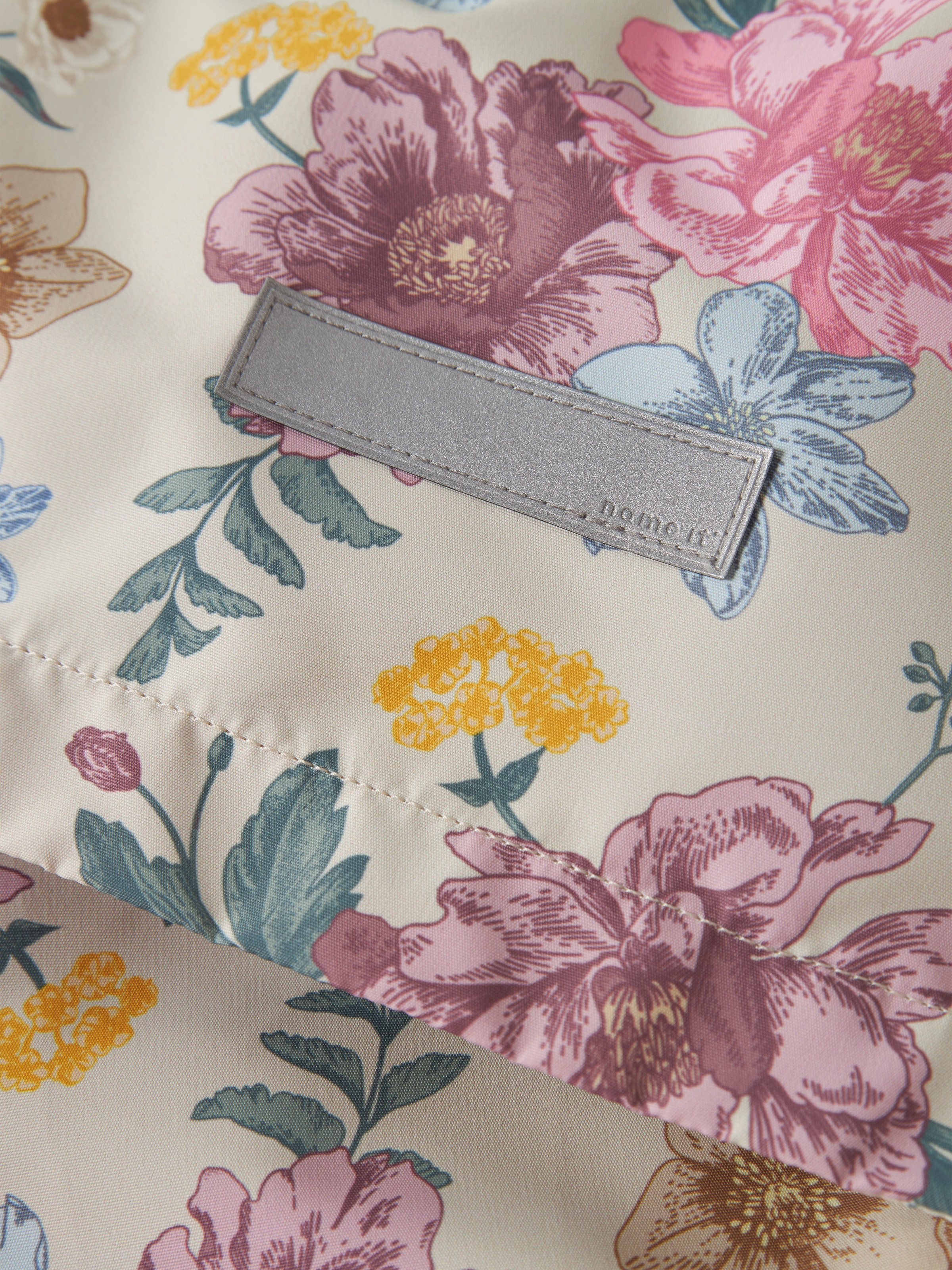 Name It Outdoorjacke »NMFMAXI JACKET LI AOP NOOS« mit Kapuze