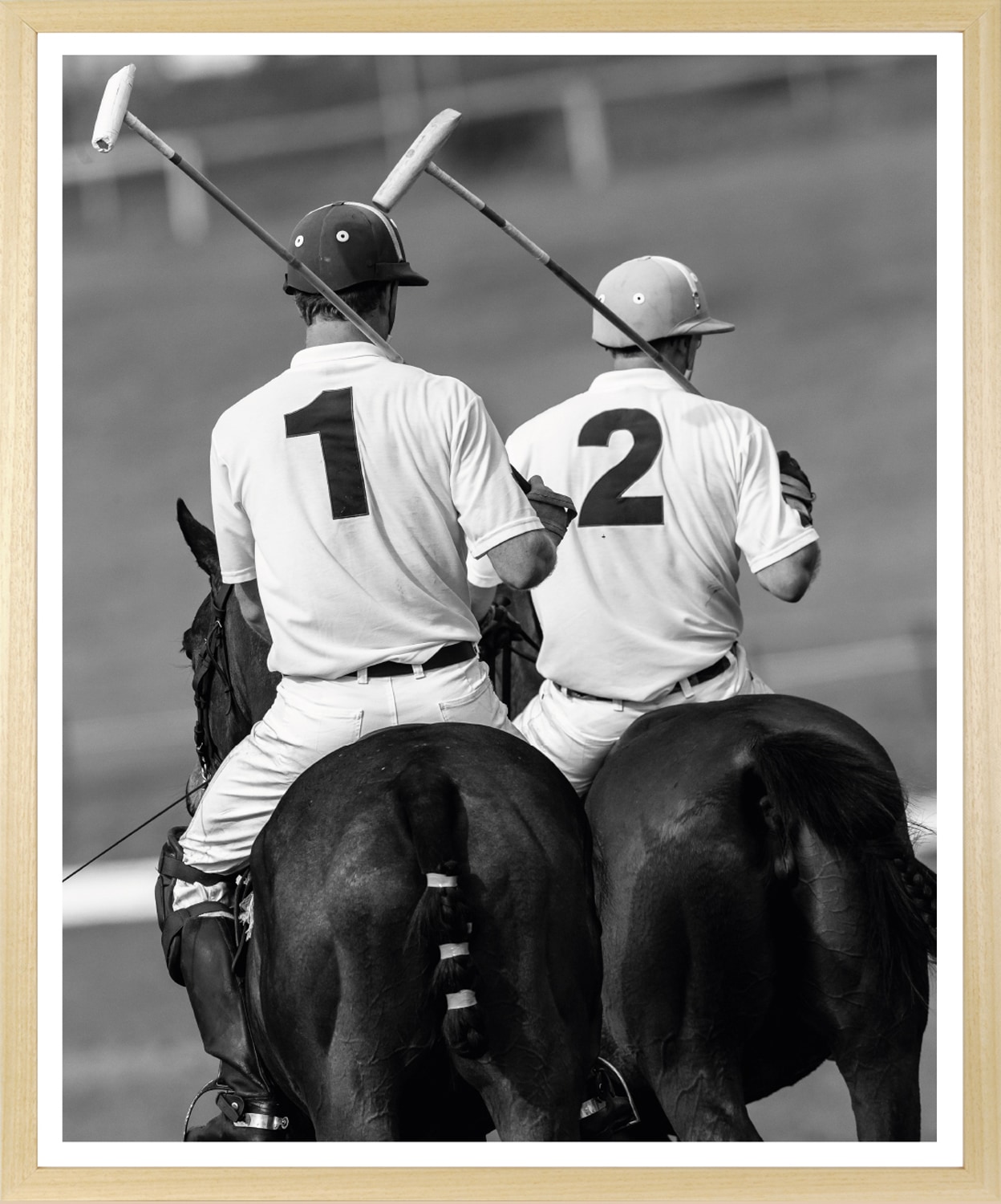 queence Bild mit Rahmen »Vintage Polo Club Polospieler« Bär | Bären | Fashion | Figuren | Mode | Modebilder HD Premium Poster-Druck inkl. Echtholzrahmen in beige