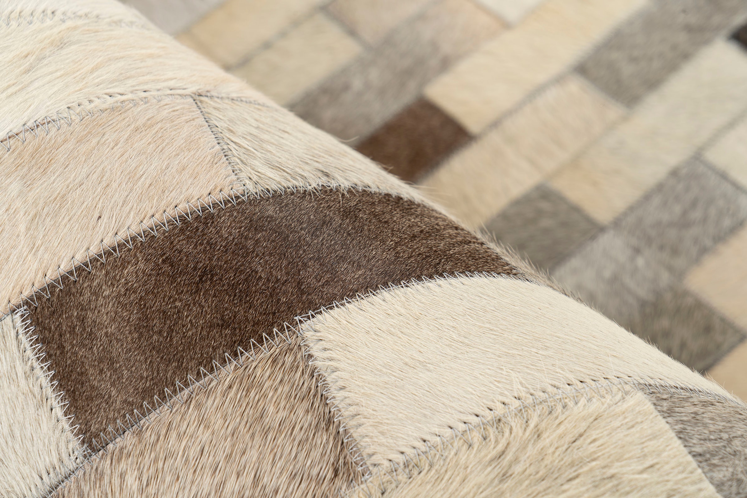 Padiro Teppich »Lavin 825«, rechteckig, 8 mm Höhe, Handgenähtes und hochwertig verarbeitetes Unikat