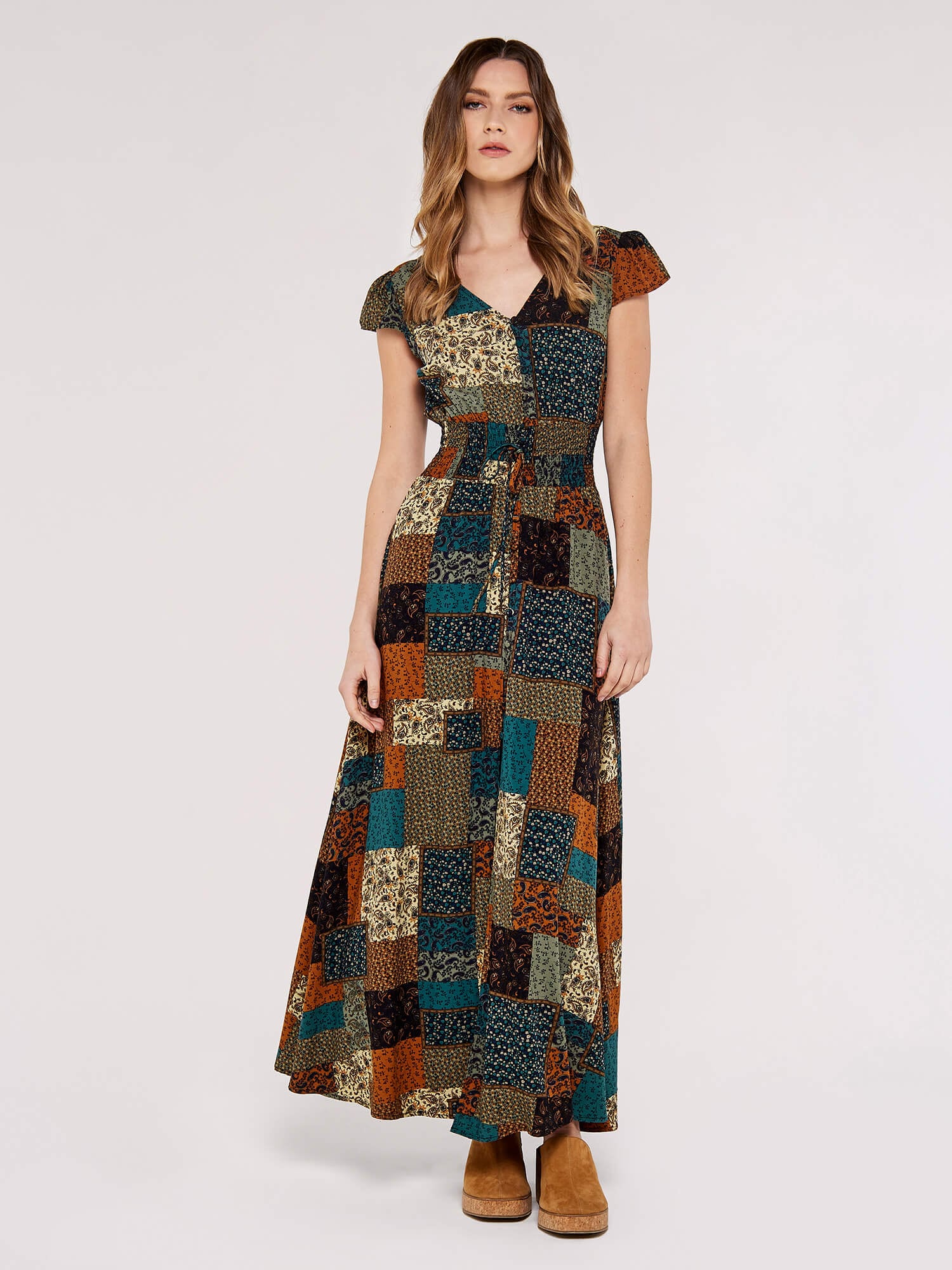 Apricot 2-in-1-Kleid »Maxikleid« 1 tlg. mit Smokdetails