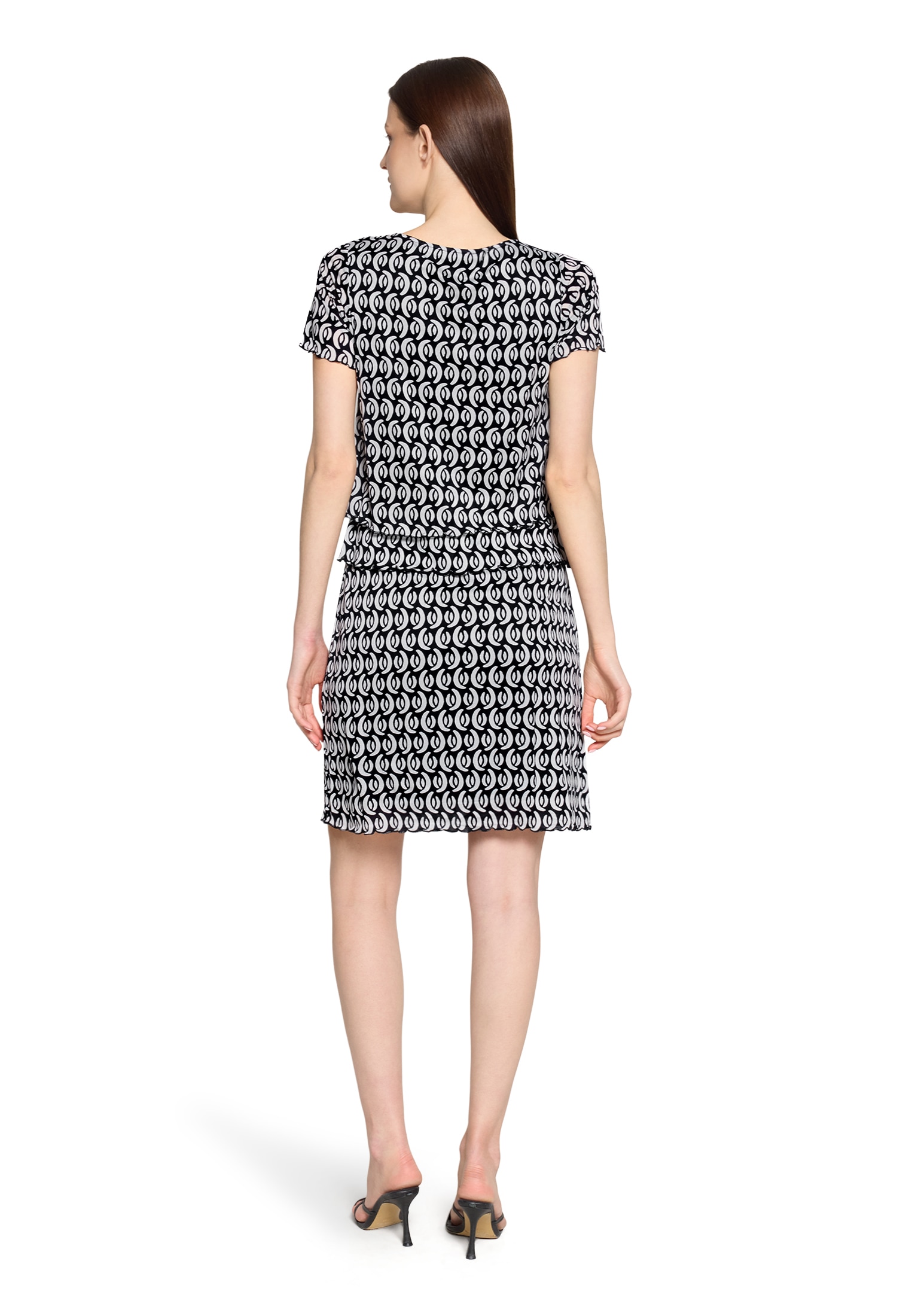 Betty Barclay Midikleid »Stufenkleid mit U-Boot-Ausschnitt«