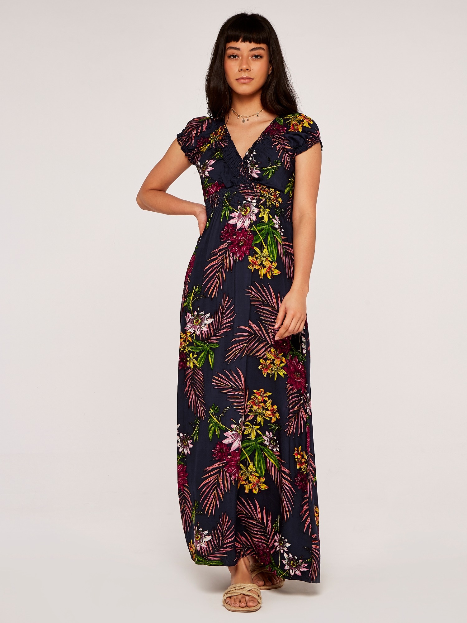 Apricot Maxikleid »Maxikleid« 1 tlg. mit Smockband