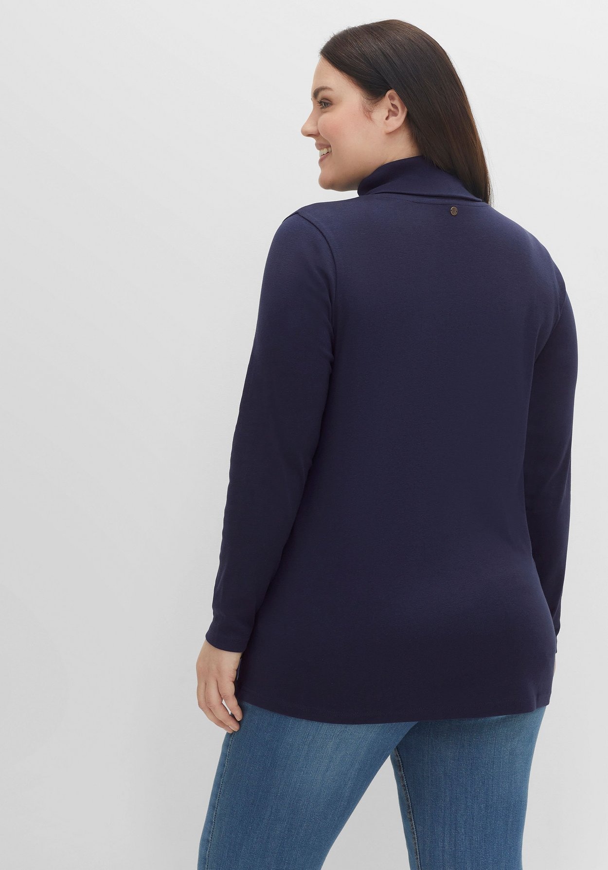 Sheego Langarmshirt »Langarmshirt mit Rollkragen, in A-Linie«, mit Rollkragen, in A-Linie