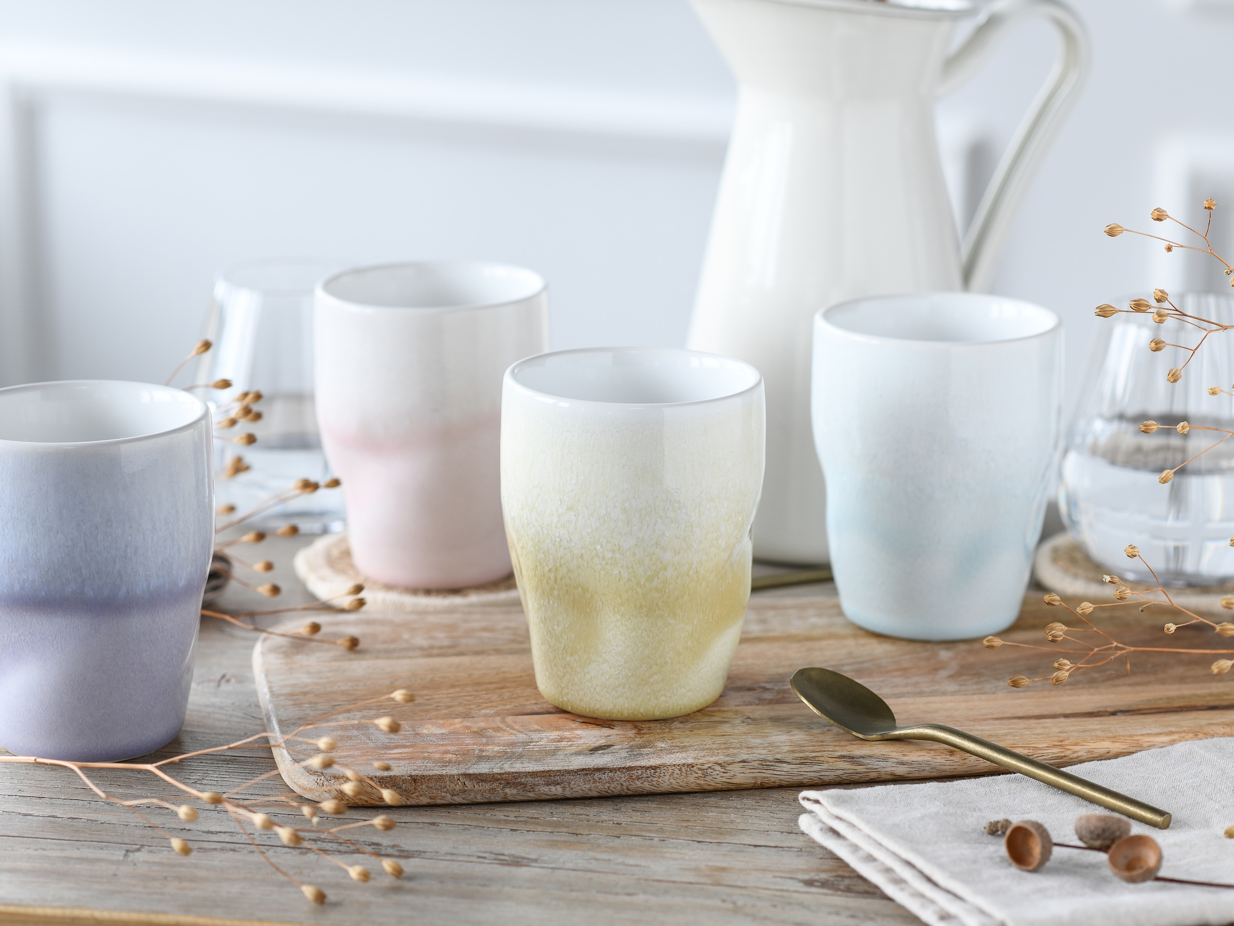 CreaTable Becher »Squeezy Maytime, Kaffeebecher 4-tlg« Einzigartige Optik, Reaktivglasur