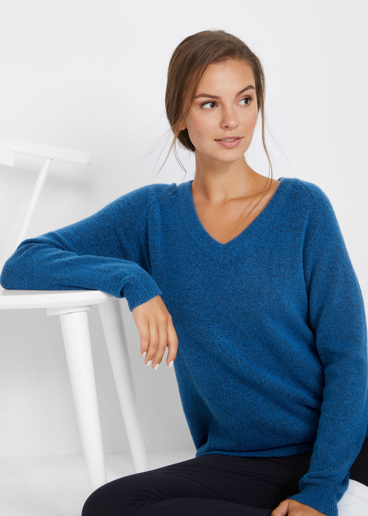 bonprix Strickpullover »Strickpullover mit V-Ausschnitt, Oversized Fit« Strickpullover mit V-Ausschnitt, Oversized Fit