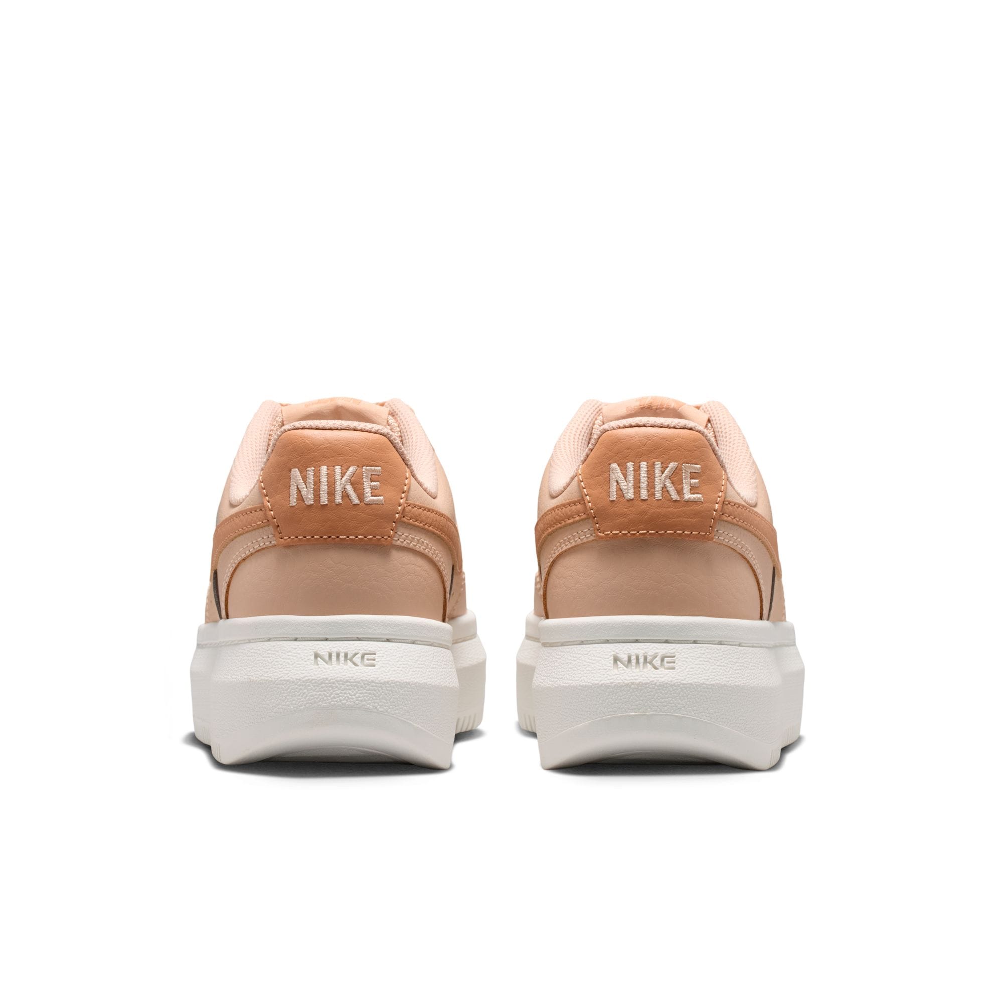 Nike Sportswear Sneaker »Court Vision Alta«  Design auf den Spuren des Air Force 1