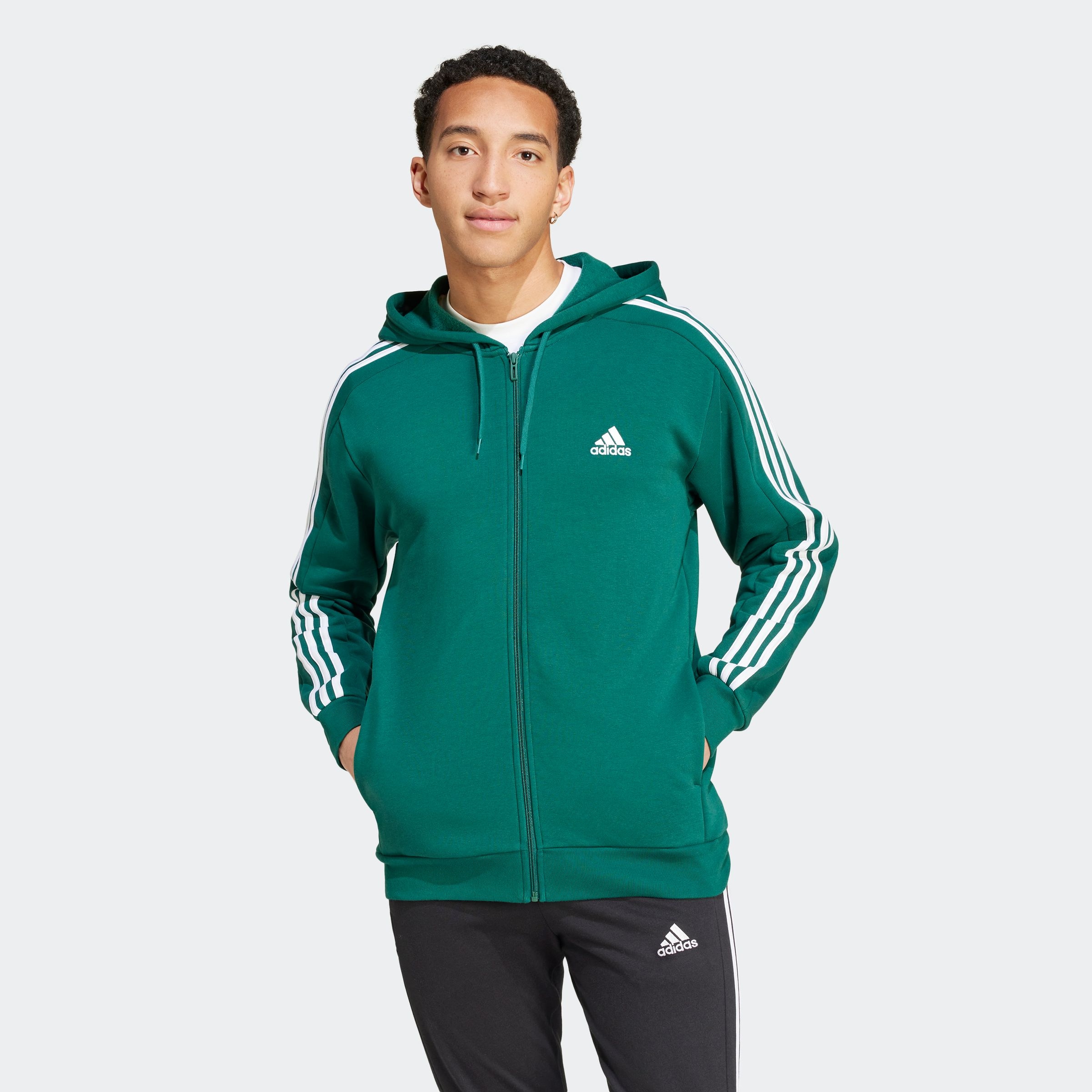 adidas Sportswear Kapuzensweatjacke »ESSENTIALS 3STREIFEN KAPUZENJACKE«, angenehmes Material aus Baumwollmix