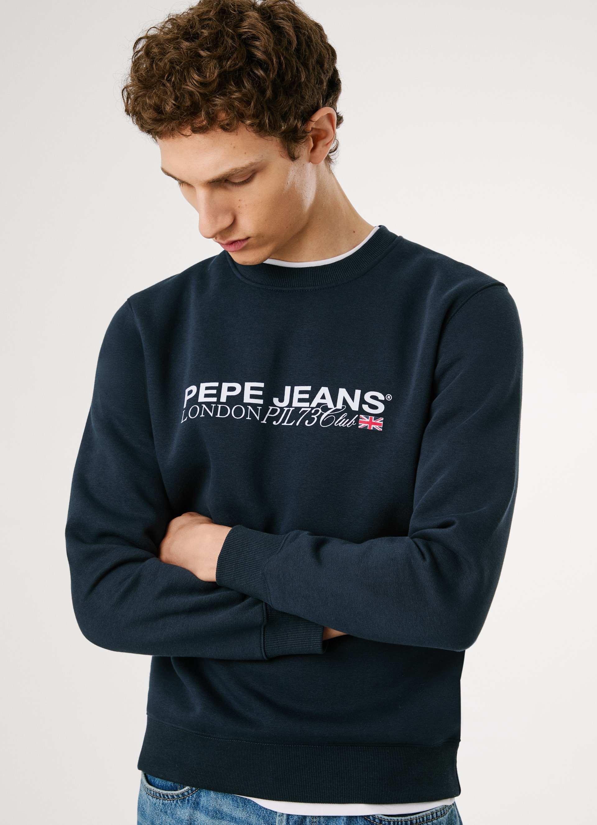 Pepe Jeans Sweatshirt »MATTHEW CREW« mit Label-Print auf der Brust