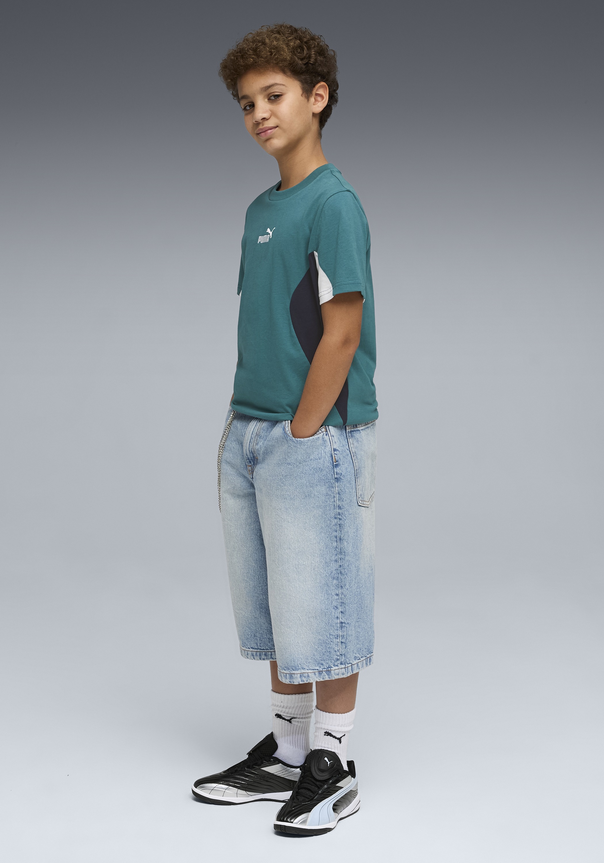 PUMA T-Shirt »ESS BLOCK TEE B« Regular Fit, Kurzarm-Design, bequemer Rundhalsausschnitt