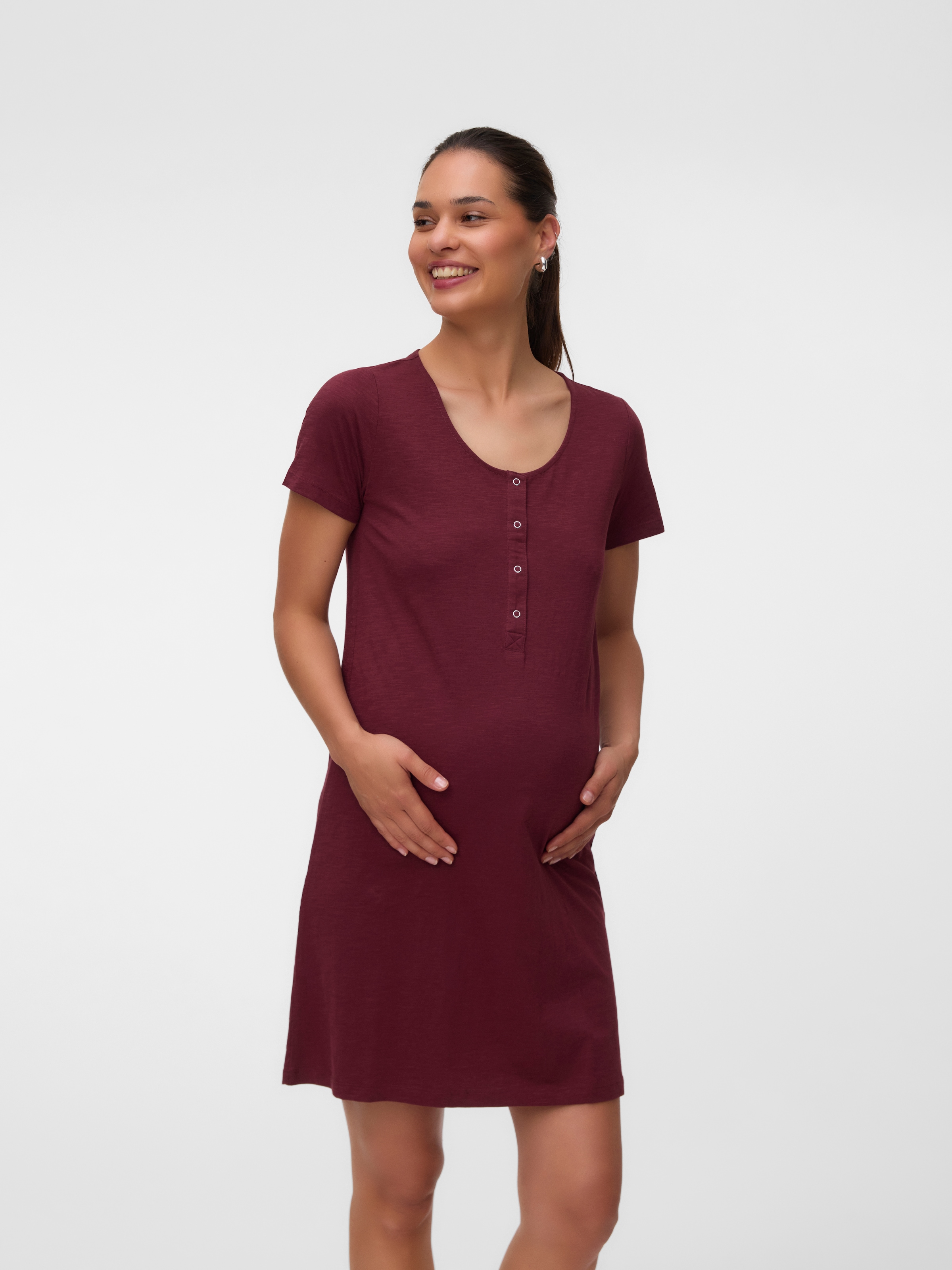 Mamalicious Umstandsnachthemd »MLMIRA SOLID JRS NIGHTGOWN 2F A. E. NOOS« aus Baumwolle, Regular Fit, mit Rundhalsausschnitt, kniefrei