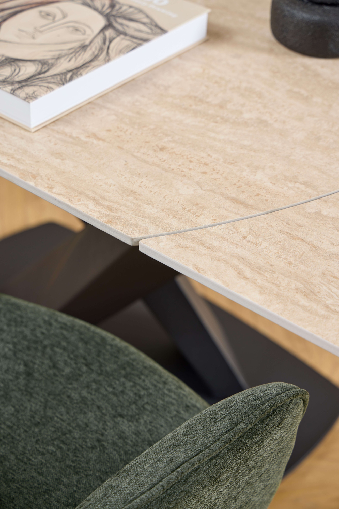 ACTONA GROUP Esstisch »Morellla, Speisetisch, Tisch« Esstisch, Keramikplatte, oval, Drehfunktion, Stahlfuß, 6–8 Sitzplätze