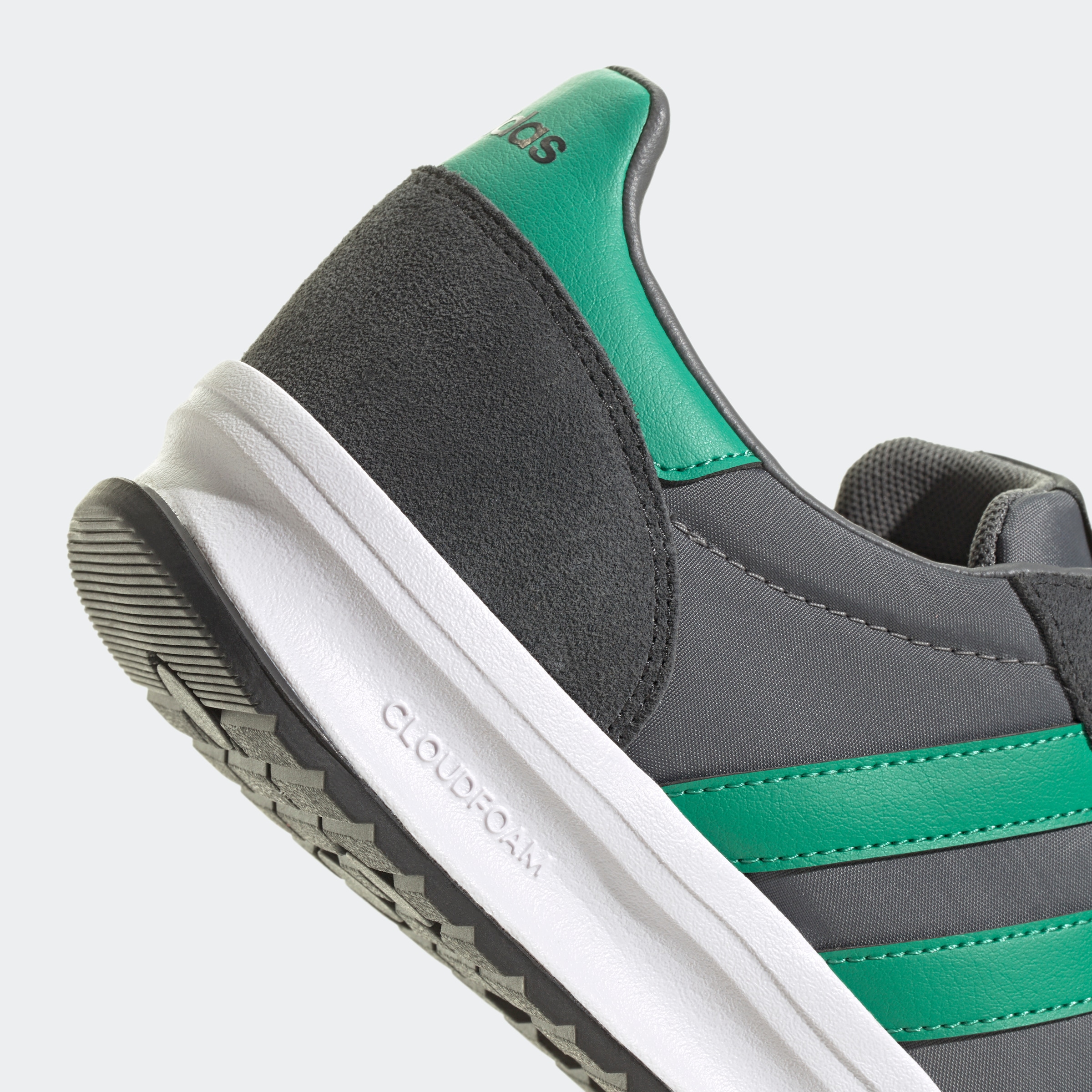 adidas Sportswear Sneaker »RUN 70S 2.0«, inspiriert vom Design des adidas SL72