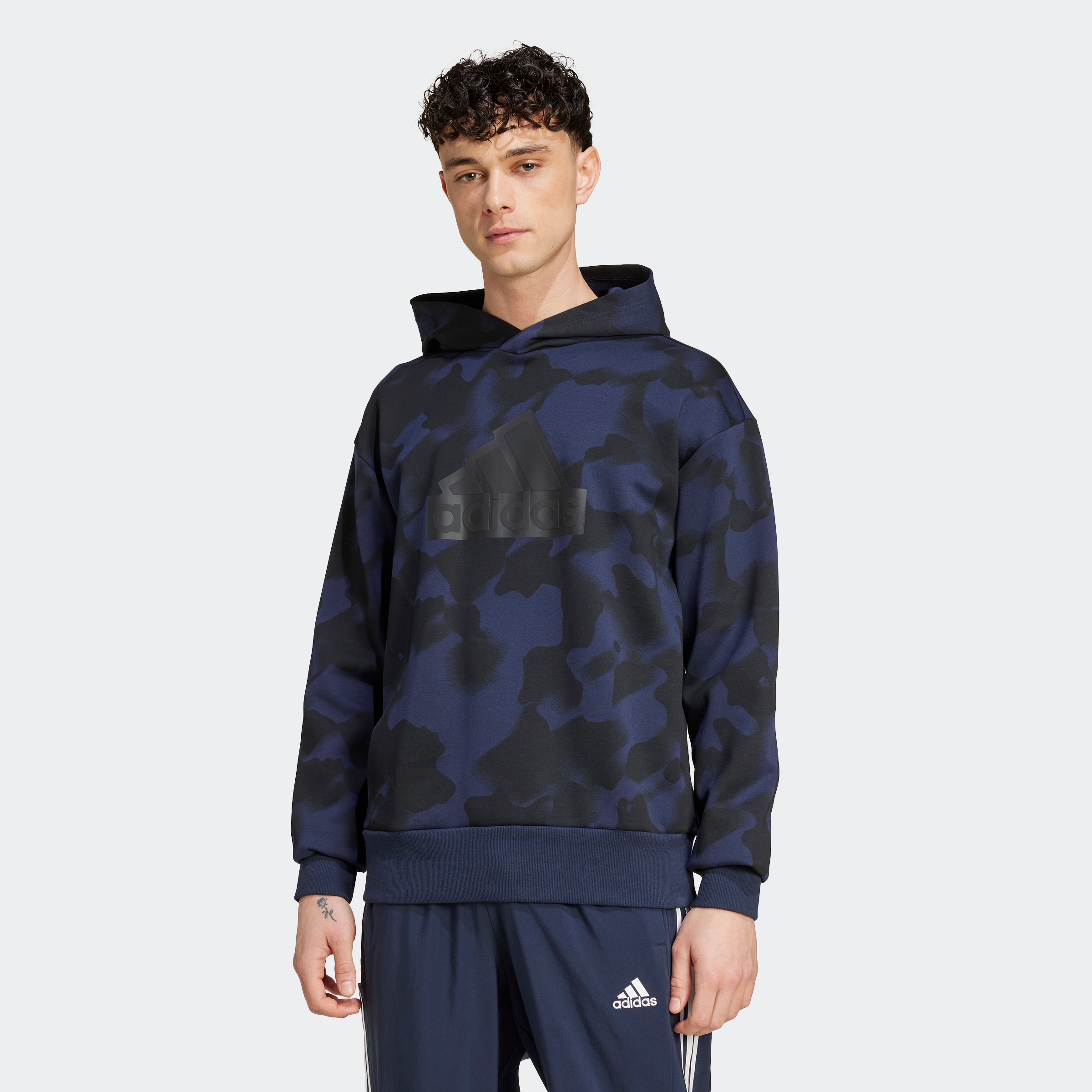 adidas Sportswear Kapuzensweatshirt »M FI BOS HD AOP«