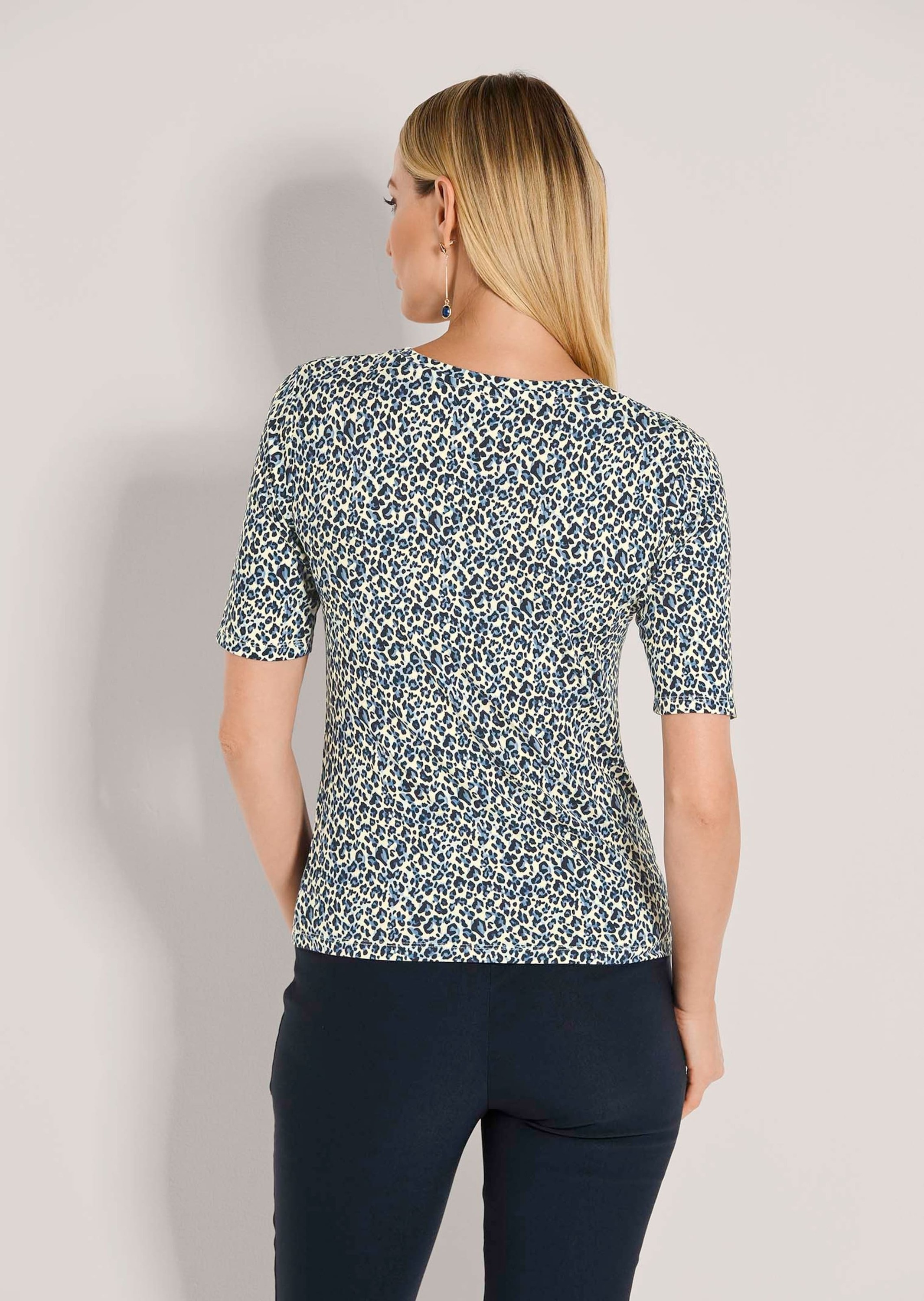 MADELEINE Kurzarmshirt »Shirt Halbarmshirt mit Animal-Print«