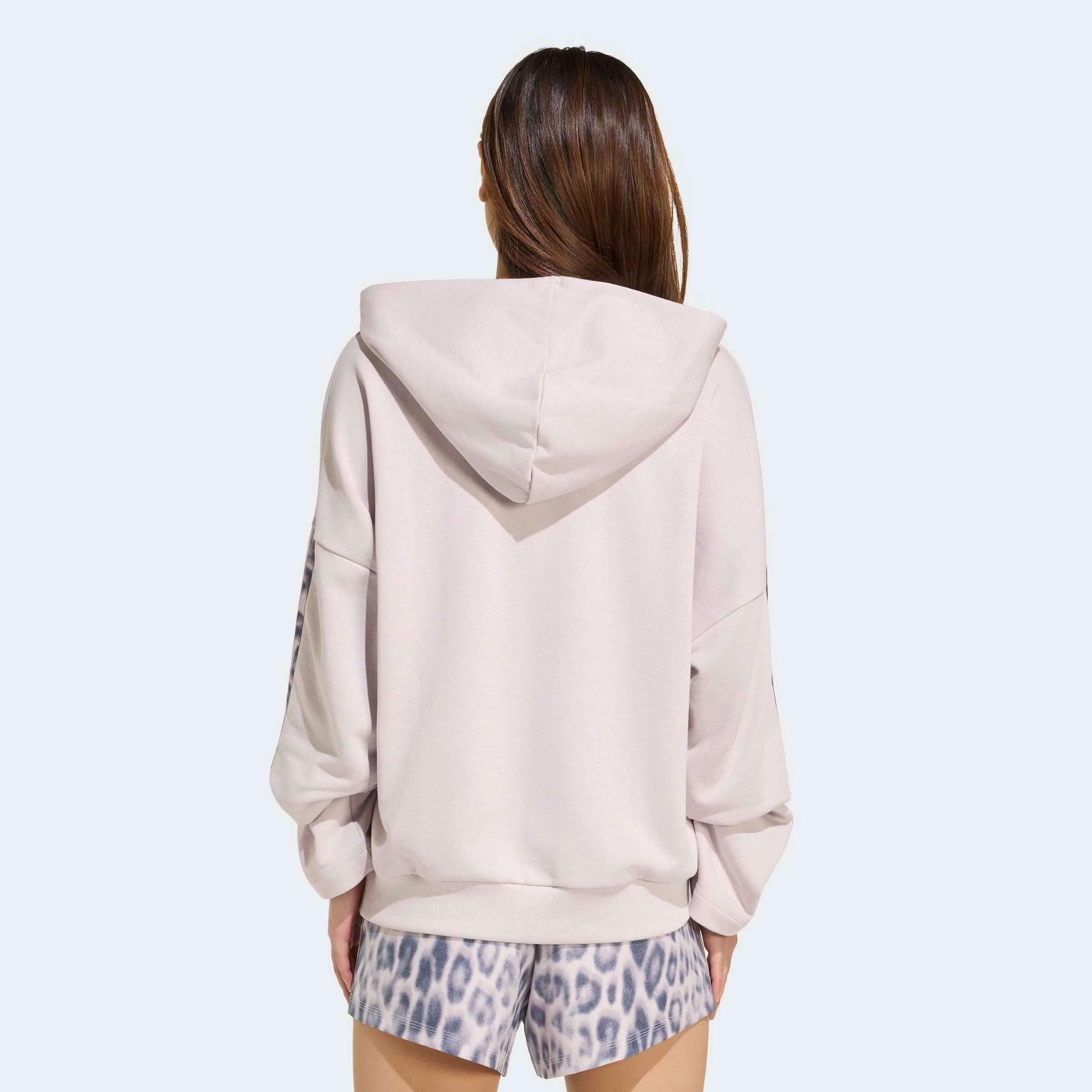 adidas Sportswear Kapuzensweatshirt »SEASONAL ESSENTIALS FRENCH TERRY HOODIE, LEOPARDENPRINT, 3-STREIFEN«
