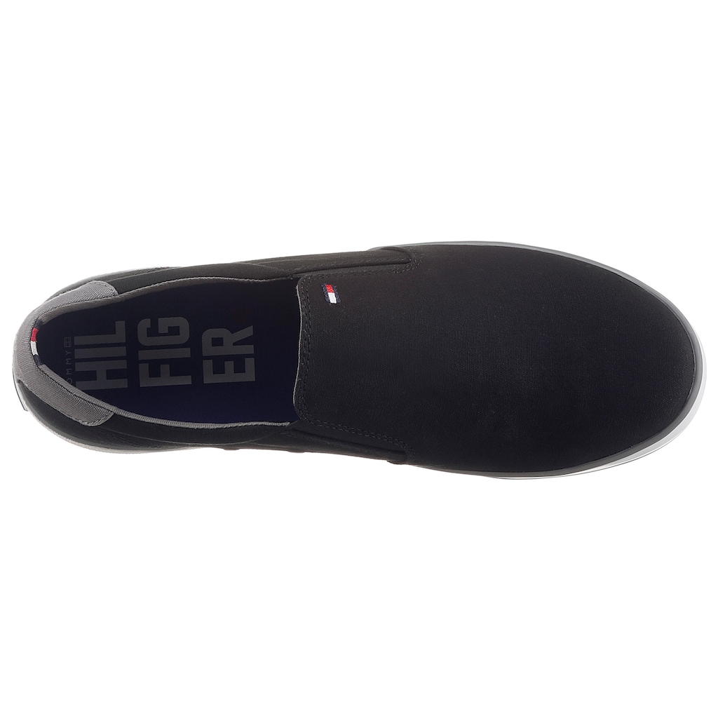 Tommy Hilfiger Slip-On Sneaker »ICONIC SLIP ON SNEAKER«, mit seitlichen Stretcheinsätzen