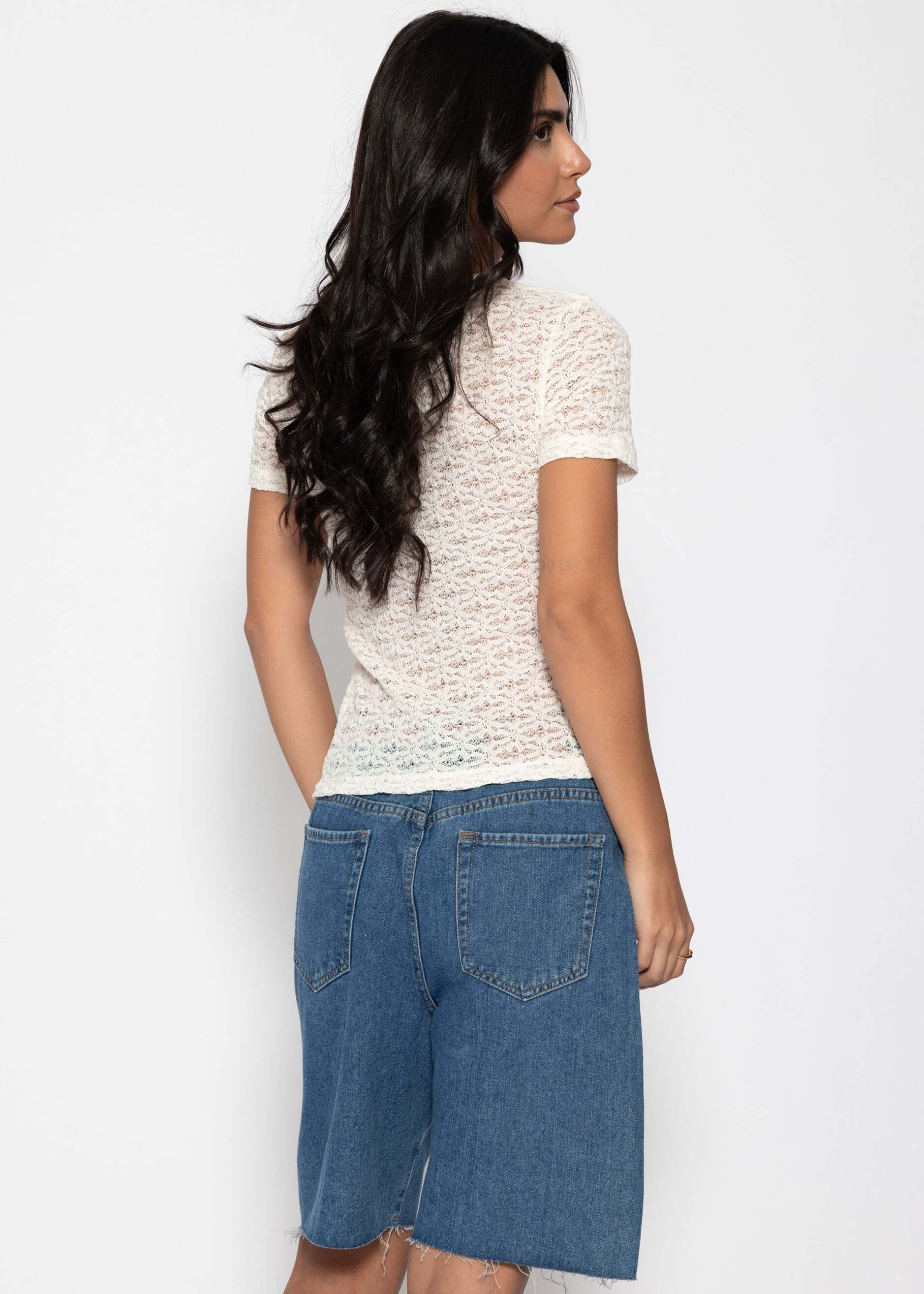 SASSYCLASSY T-Shirt »T-Shirt aus floraler Spitze« Feminines Top in leicht transparenter Struktur und Rundhalsausschnitt