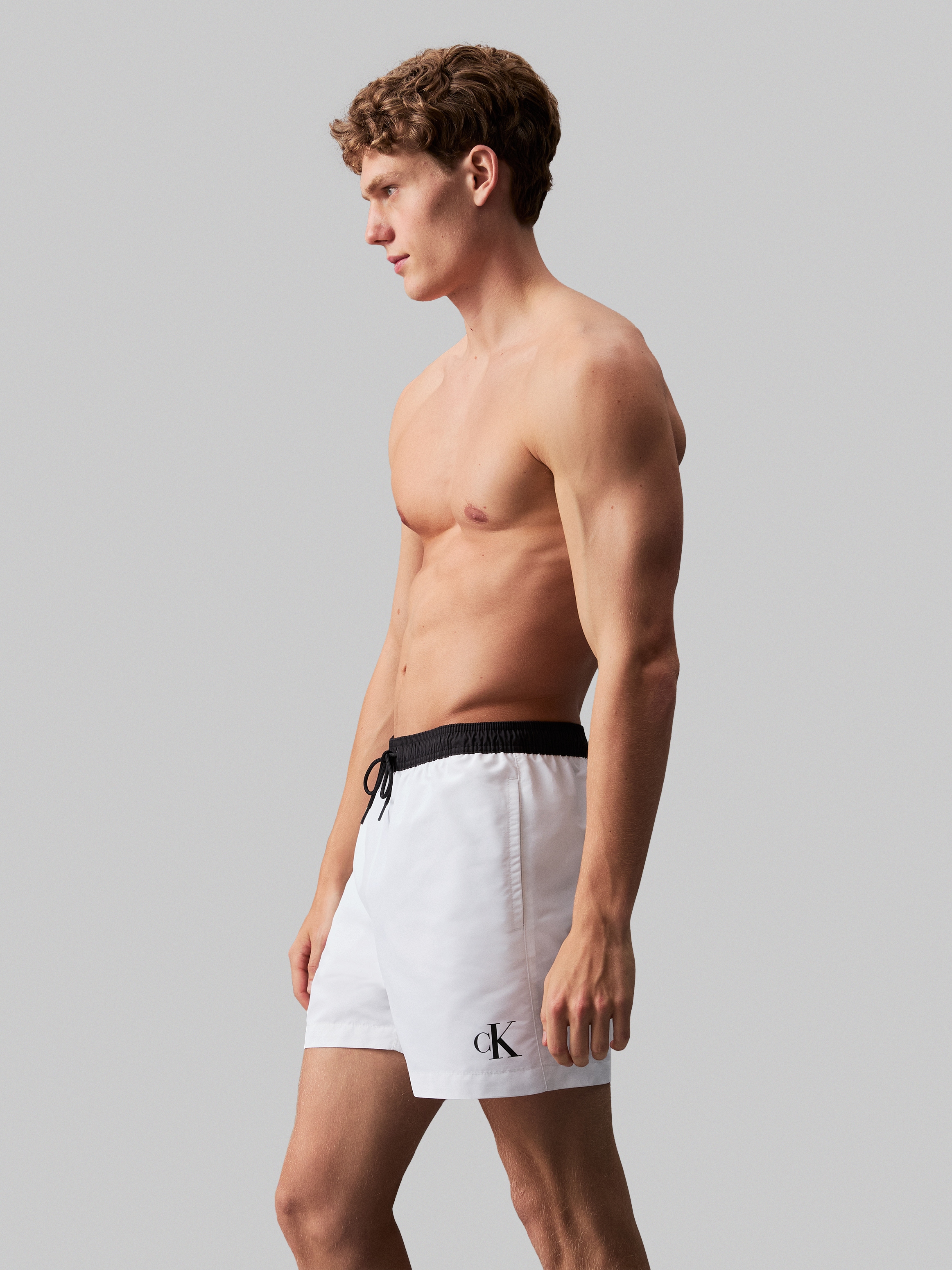 Calvin Klein Swimwear Badeshorts »MEDIUM DRAWSTRING«, mit Logodruck