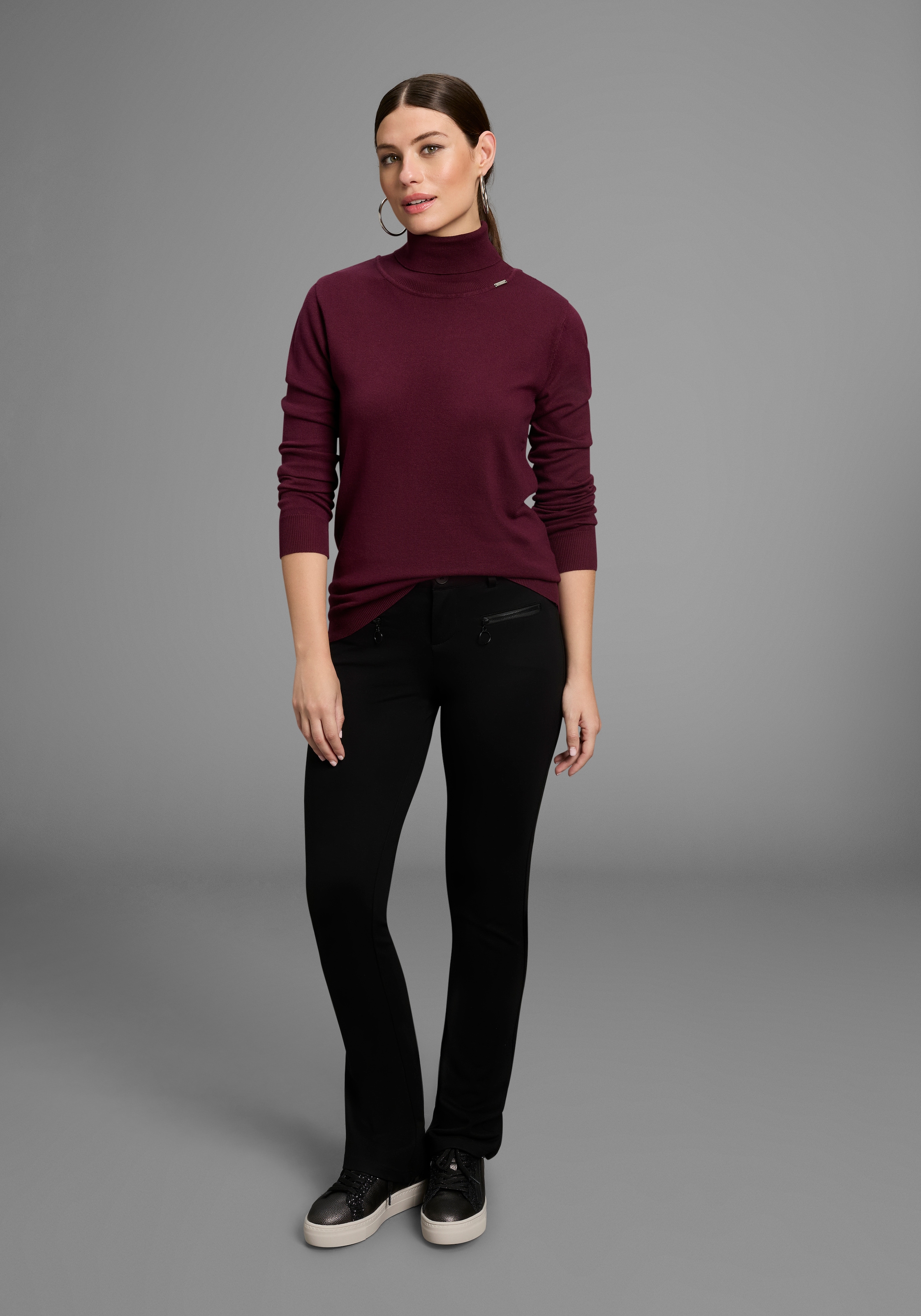 Bruno Banani Rollkragenpullover mit Metalllogo